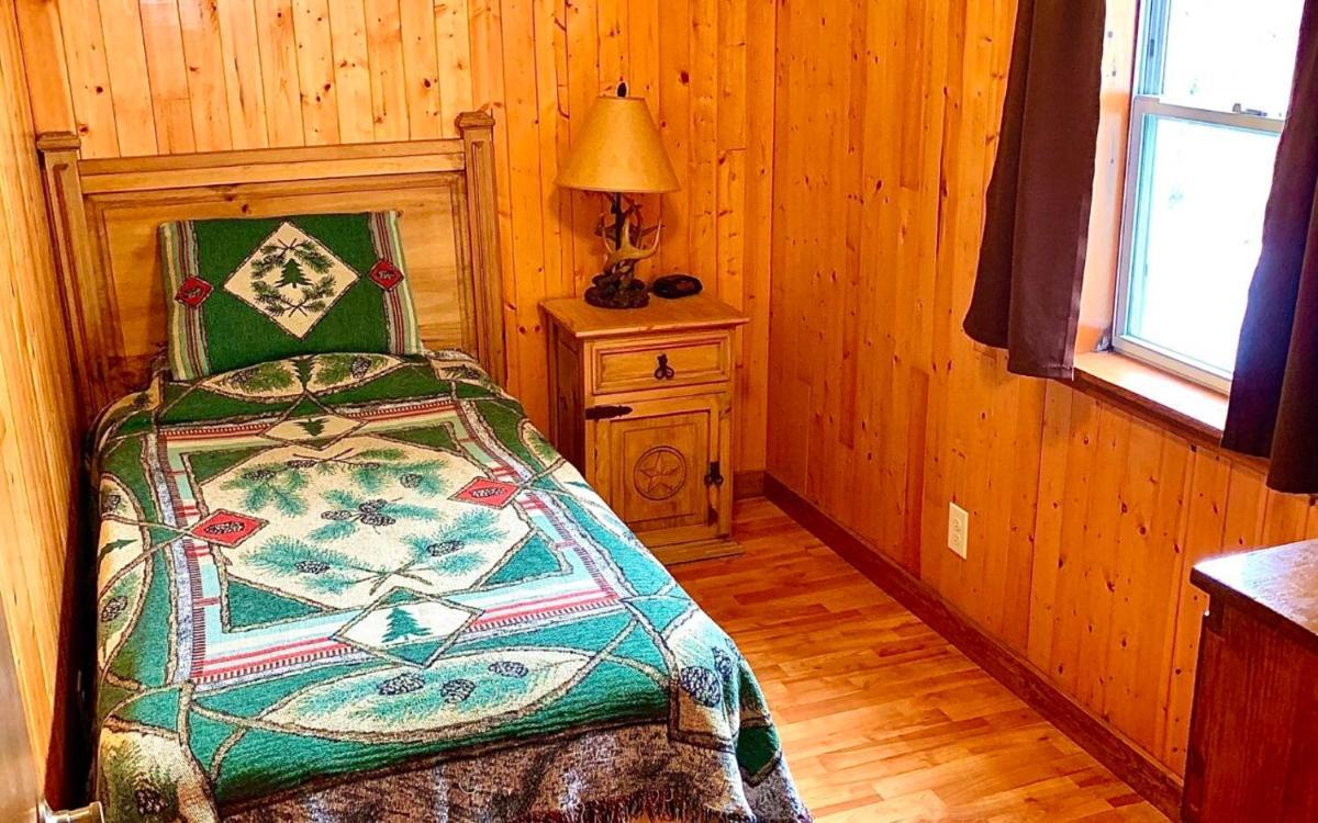 Benzonia Rustic Resort photo 24