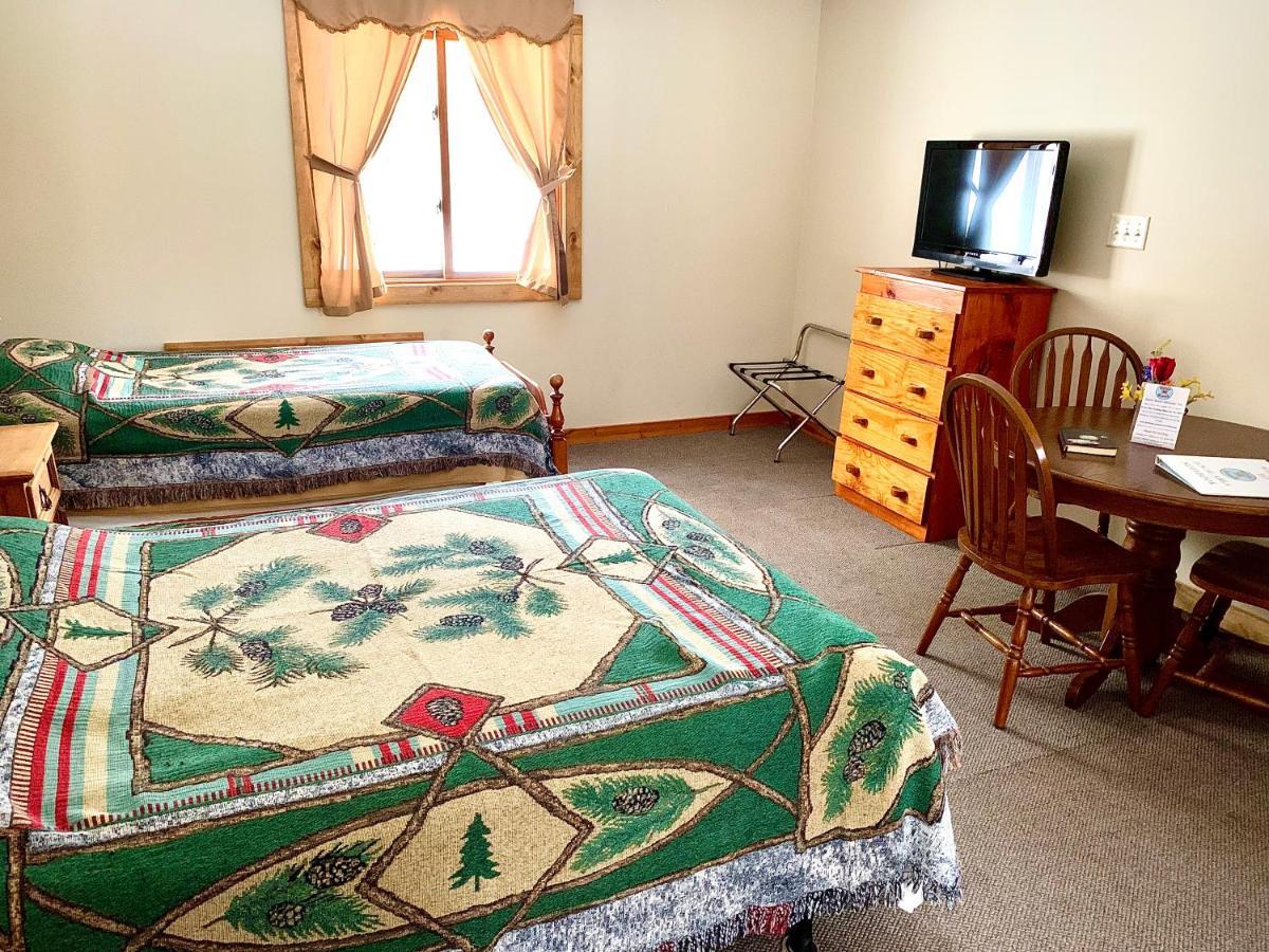 Benzonia Rustic Resort photo 25
