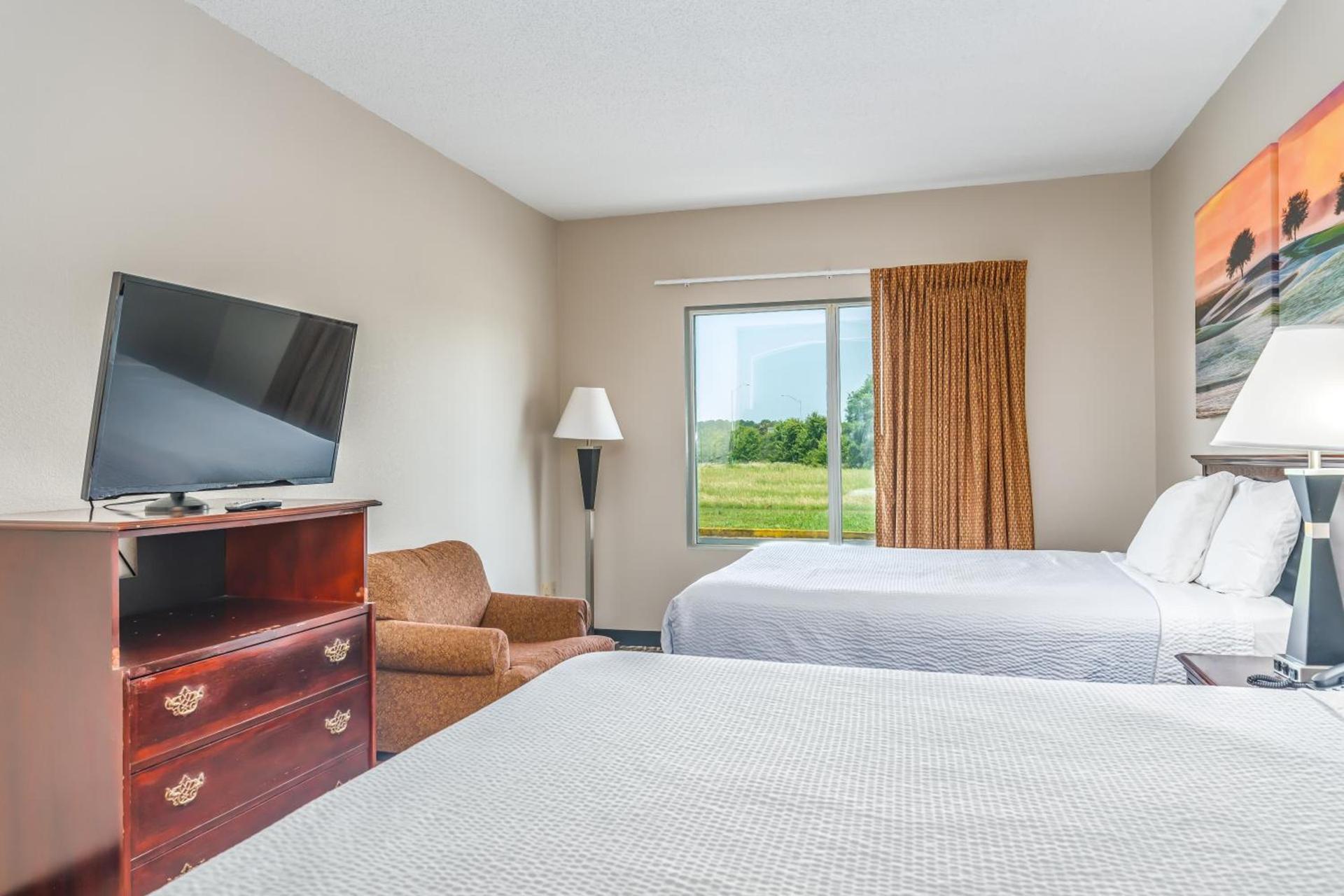 Days Inn by Wyndham Coliseum Montgomery AL photo 28