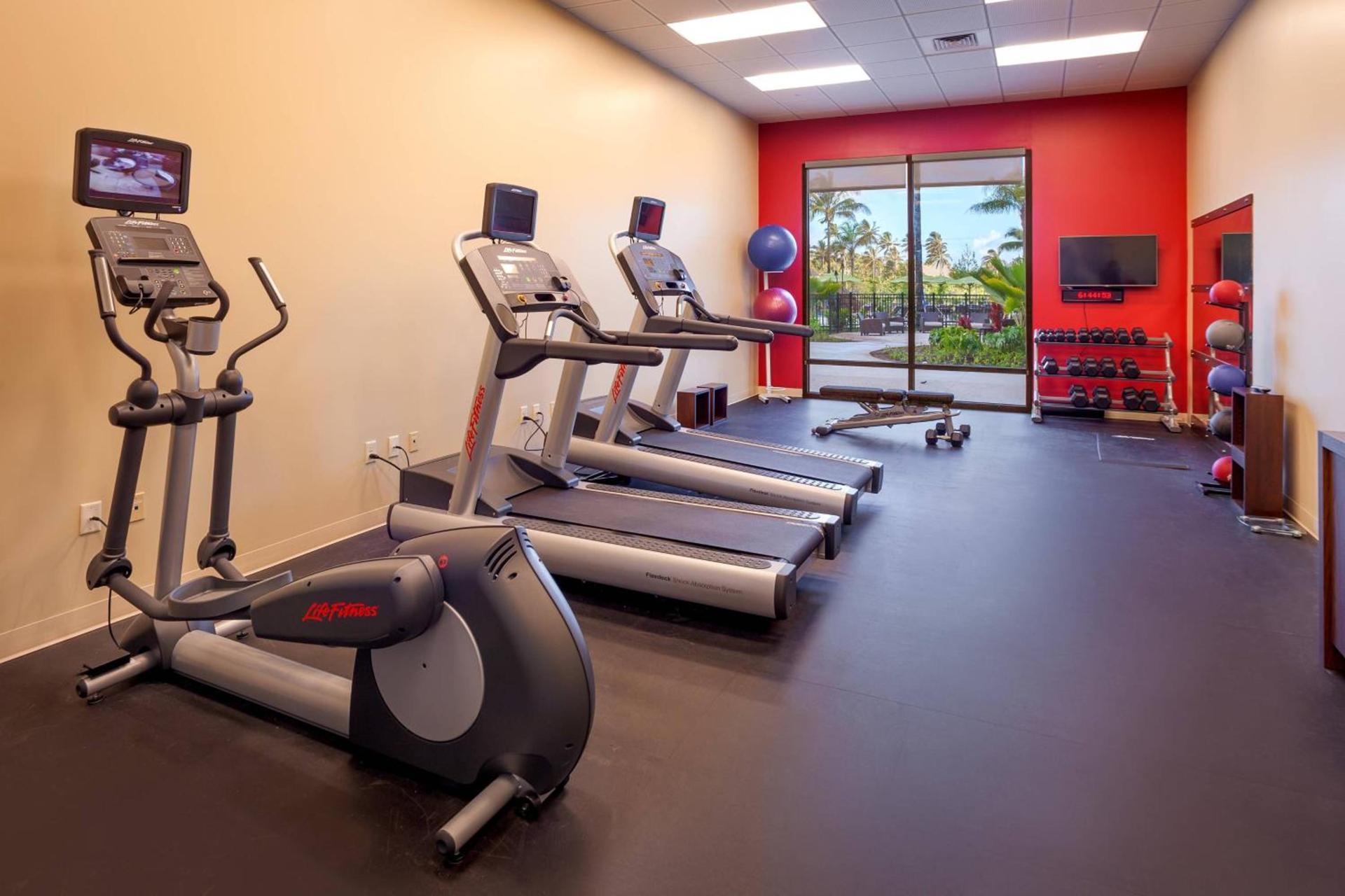 Courtyard by Marriott Oahu North Shore - No Resort Fee photo 54