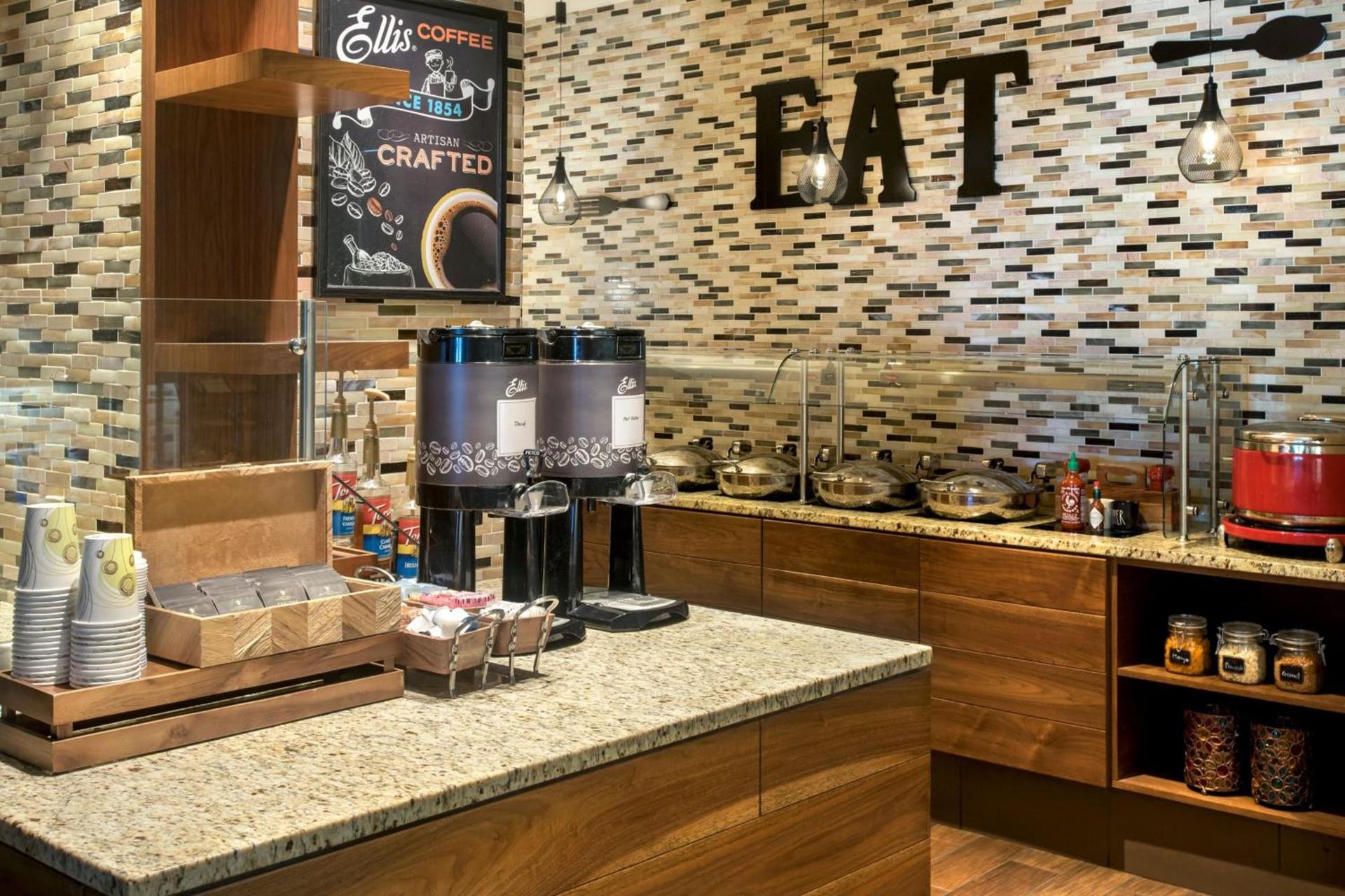 Philadelphia Airport Marriott photo 21