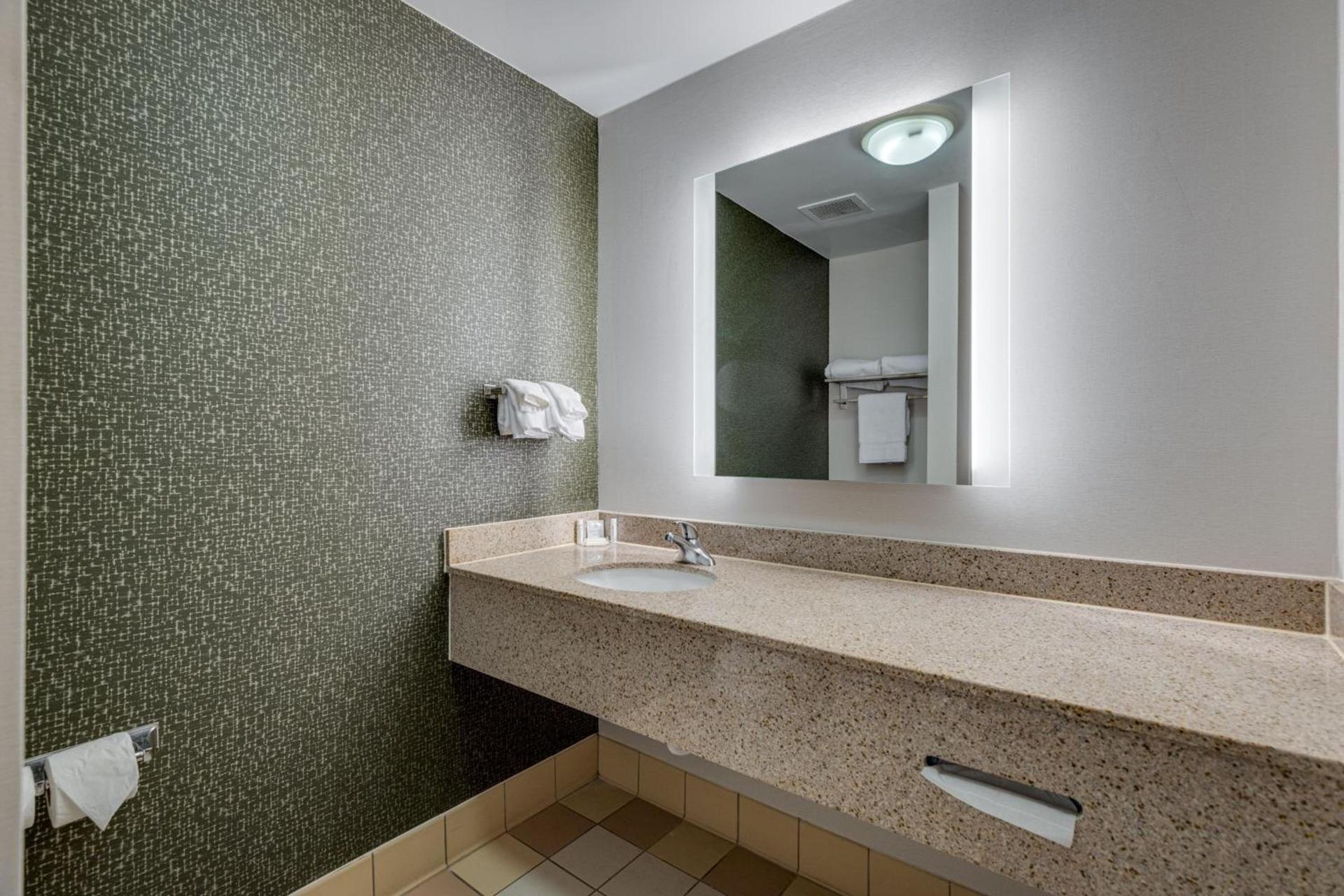 Fairfield Inn & Suites by Marriott Lawton photo 27