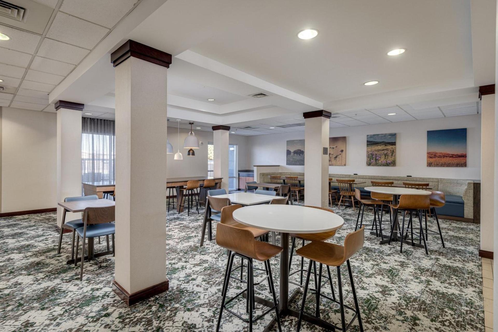 Fairfield Inn & Suites by Marriott Lawton photo 38