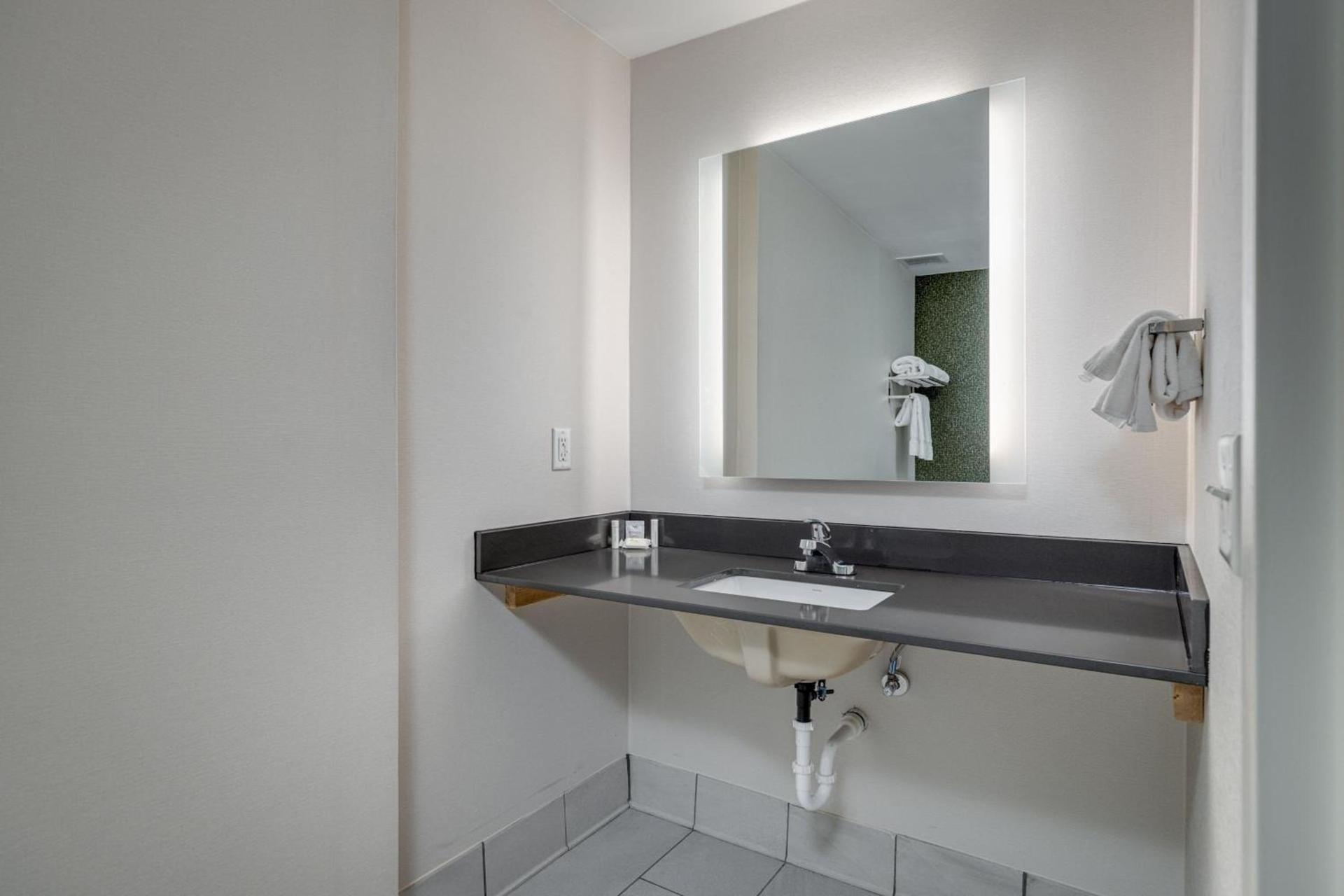 Fairfield Inn & Suites by Marriott Lawton photo 17