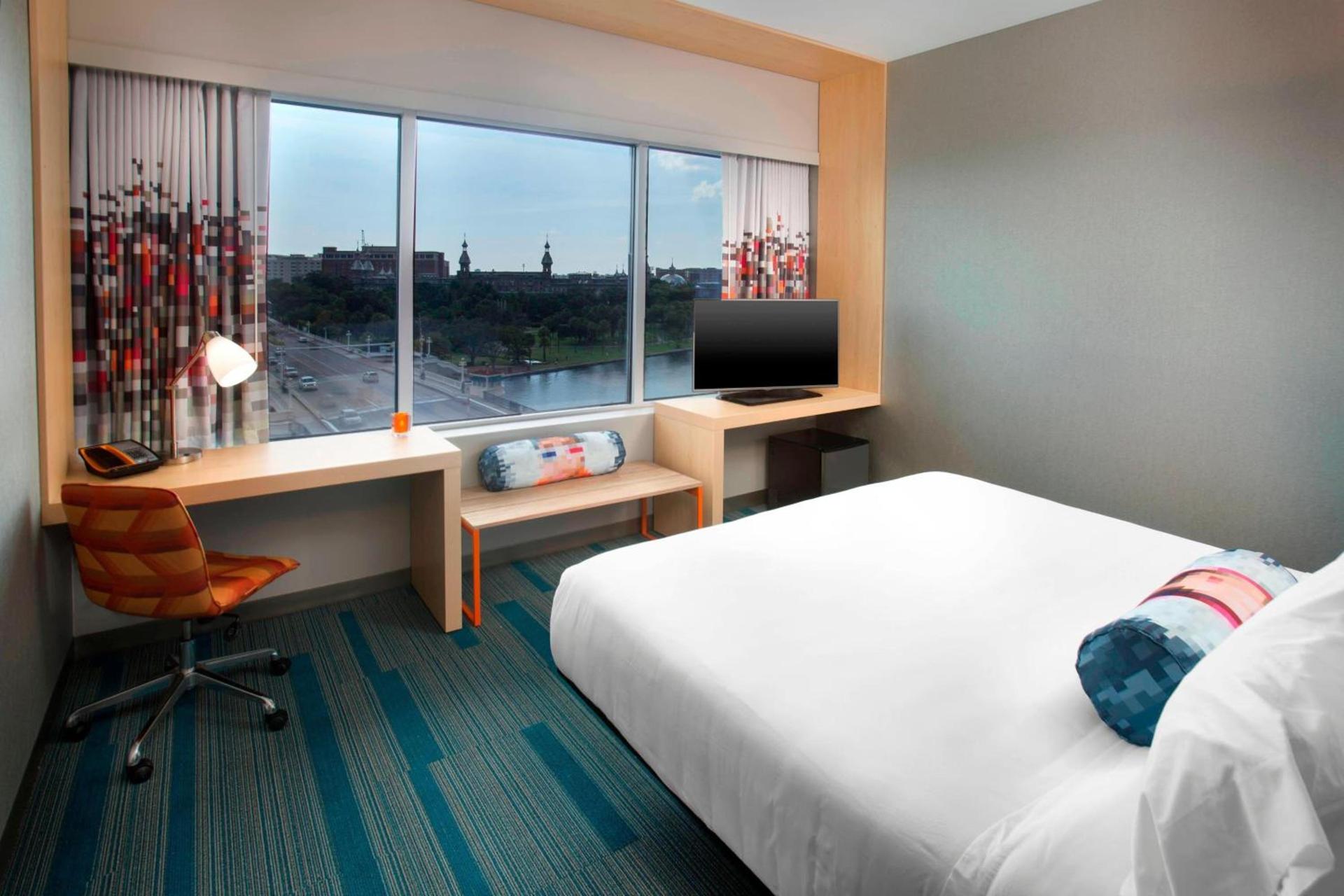 Aloft by Marriott Tampa Downtown photo 9