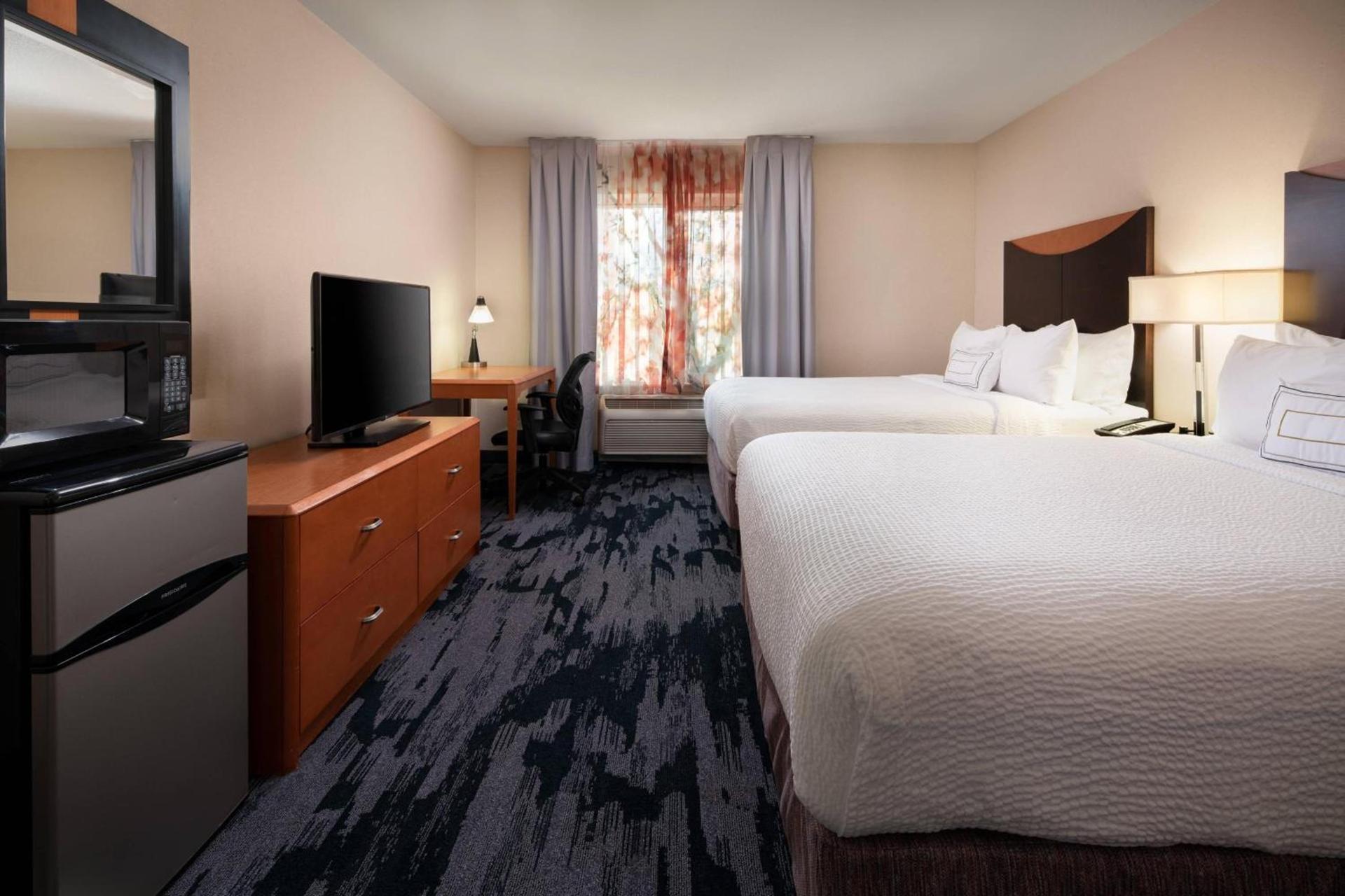 Fairfield Inn & Suites Redding photo 5