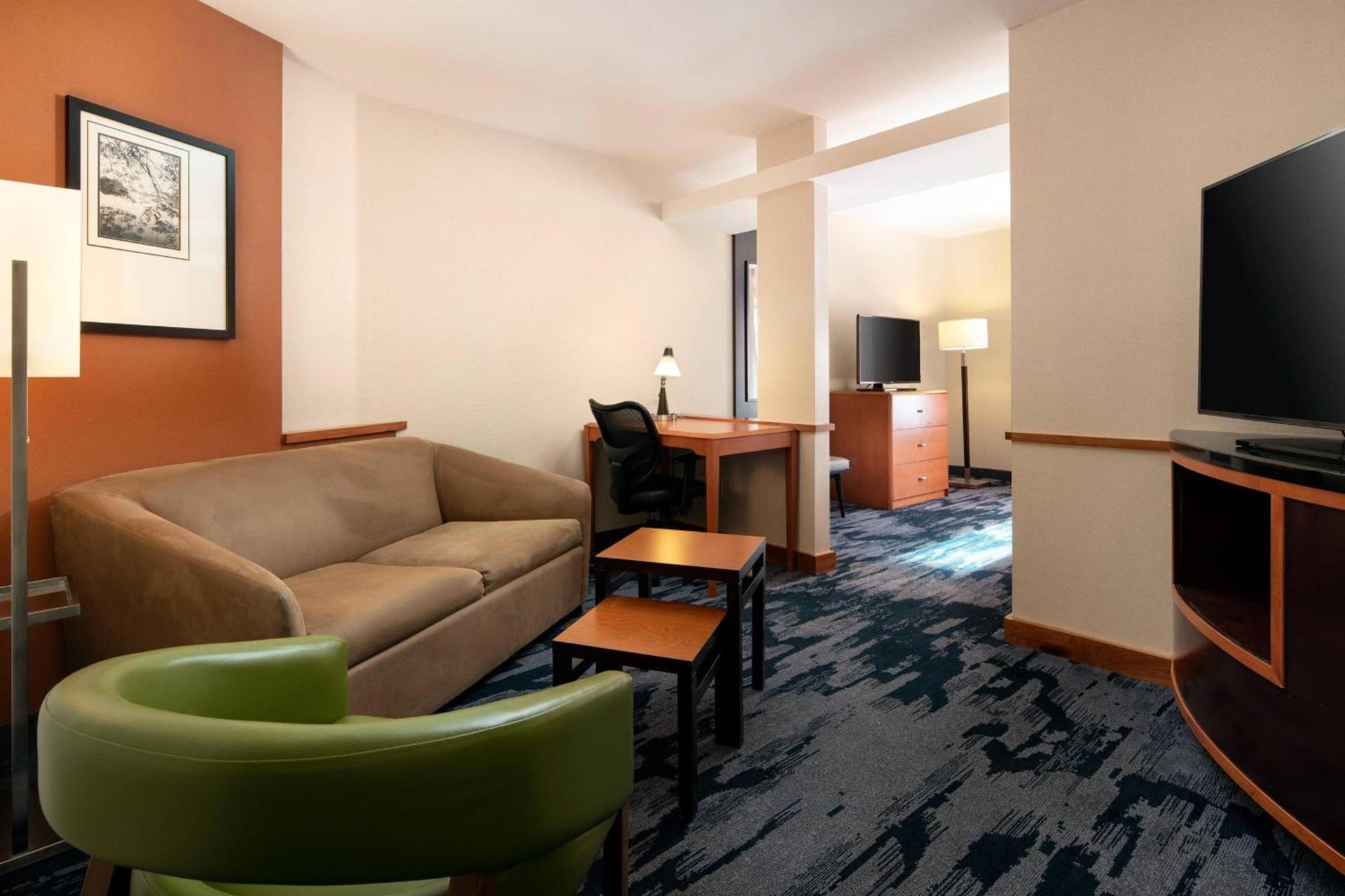 Fairfield Inn & Suites Redding photo 10