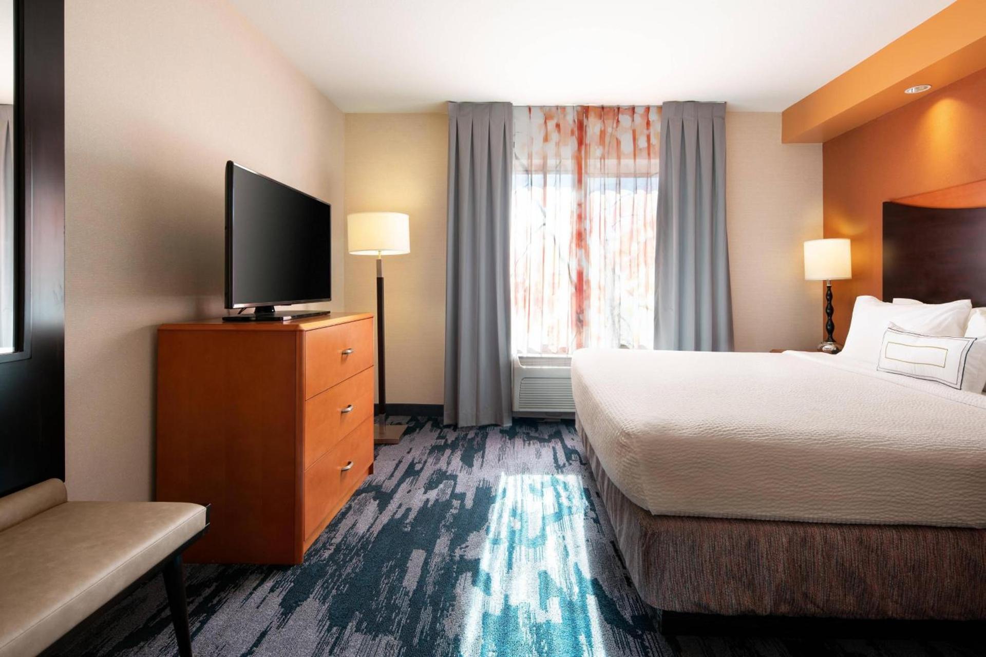 Fairfield Inn & Suites Redding photo 12