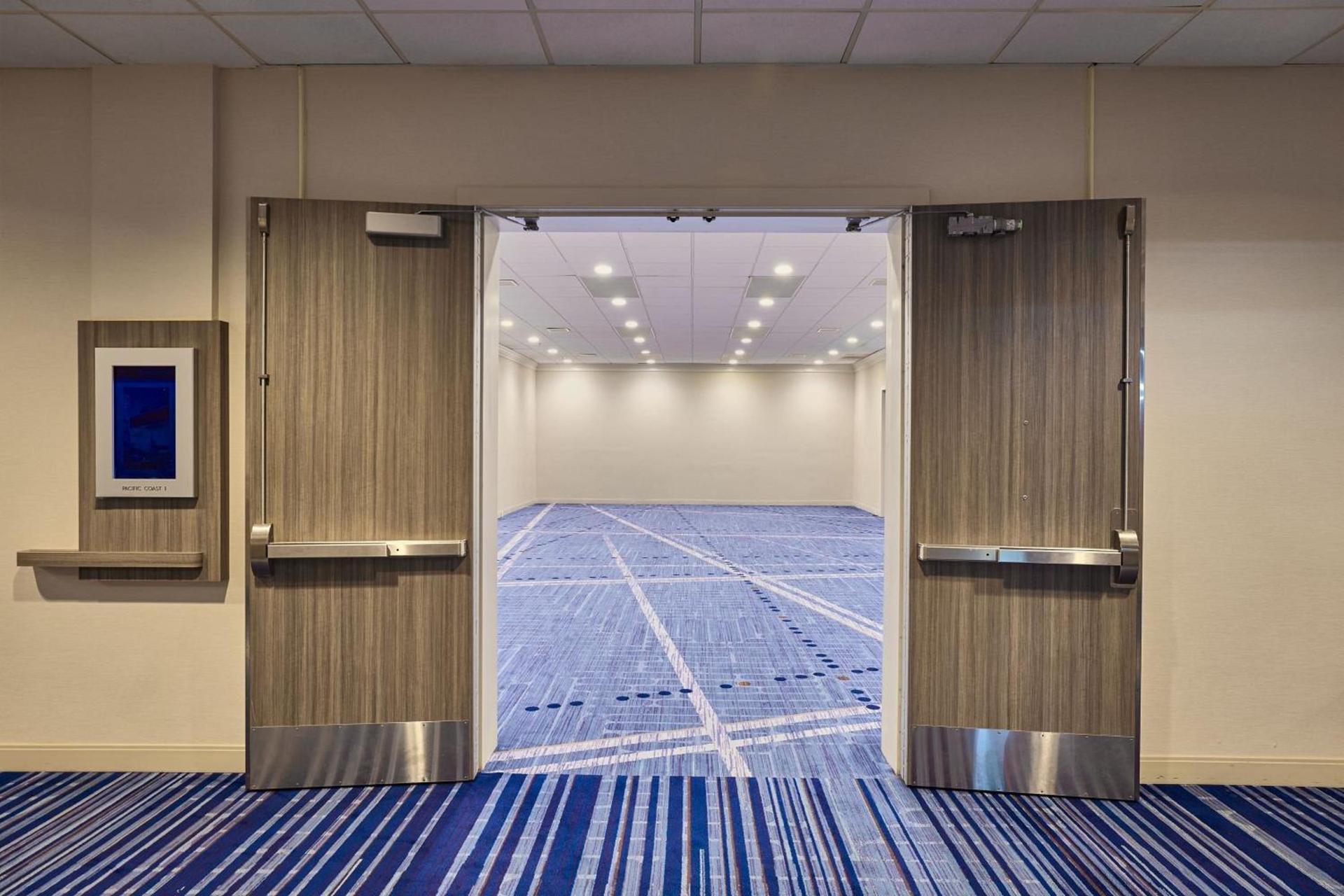 Los Angeles Airport Marriott photo 96