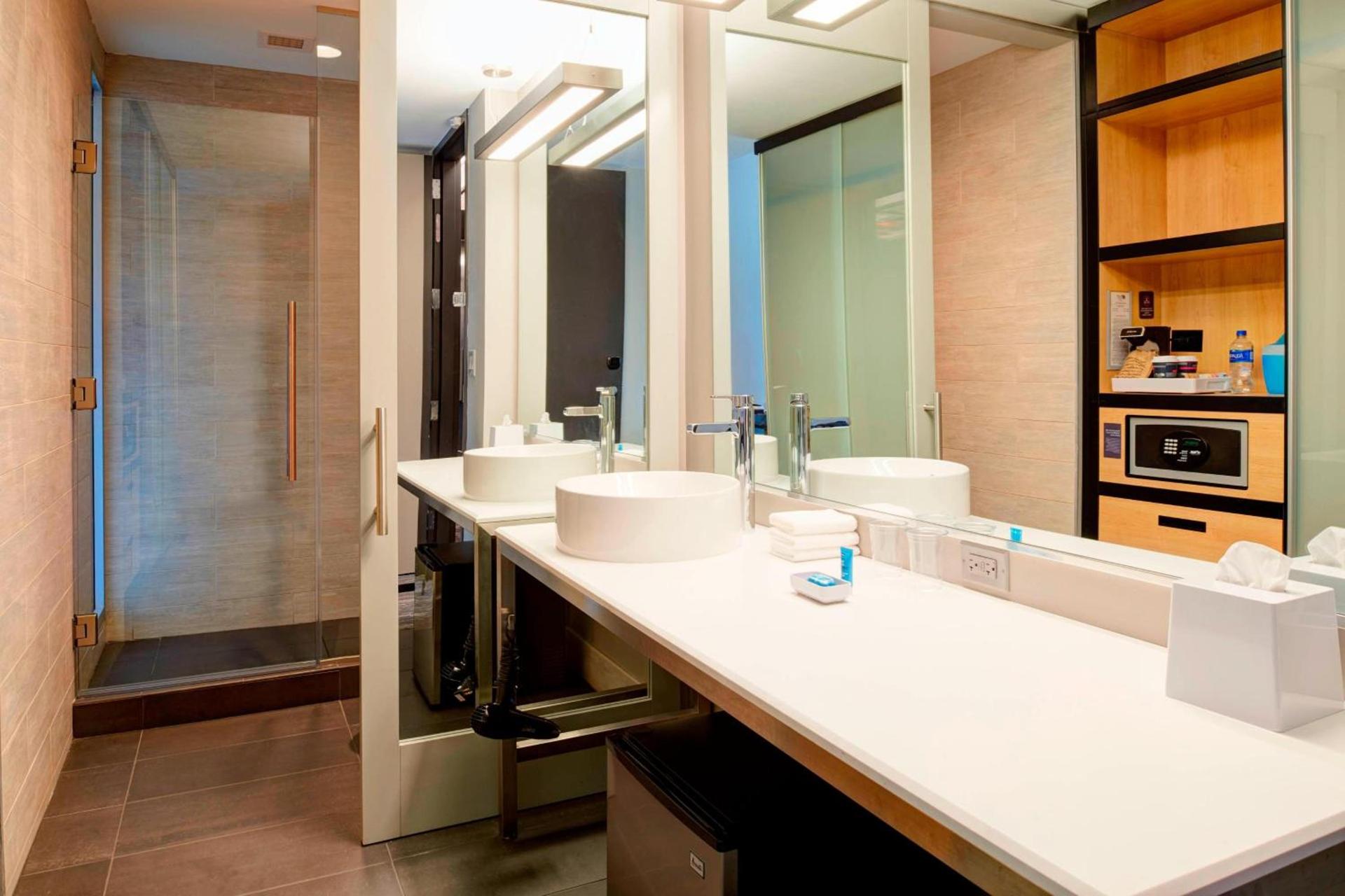 Aloft by Marriott Columbus Westerville photo 13