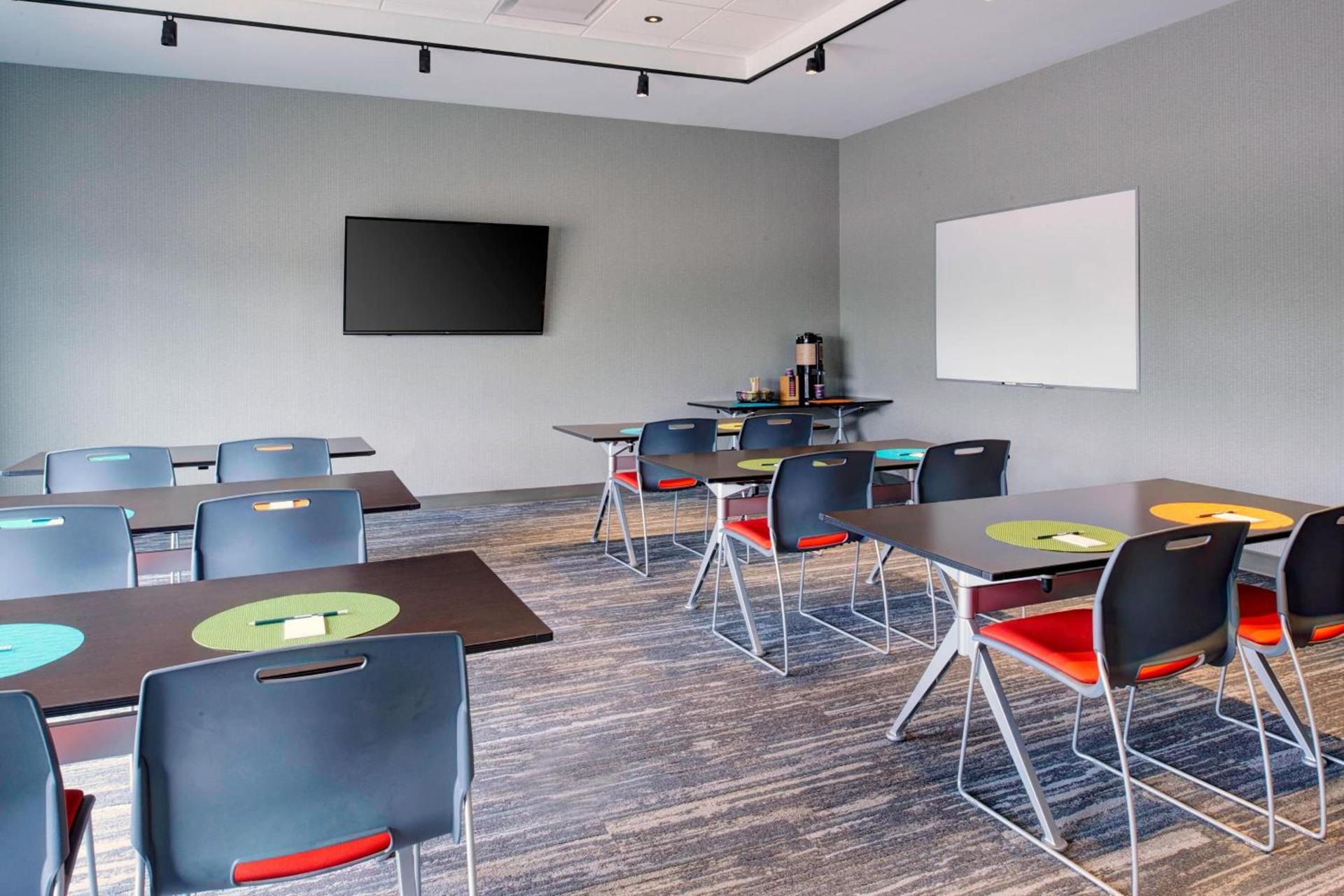 Aloft by Marriott Columbus Westerville photo 26