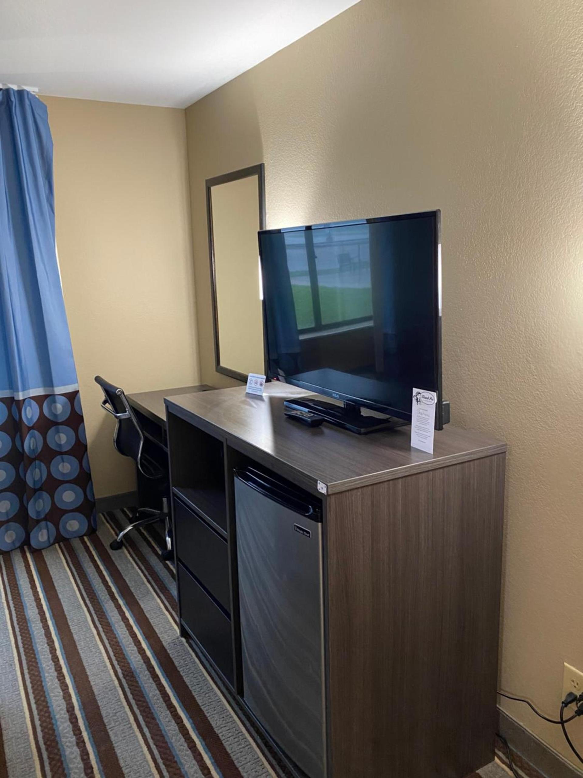Super 8 by Wyndham Independence KS photo 26