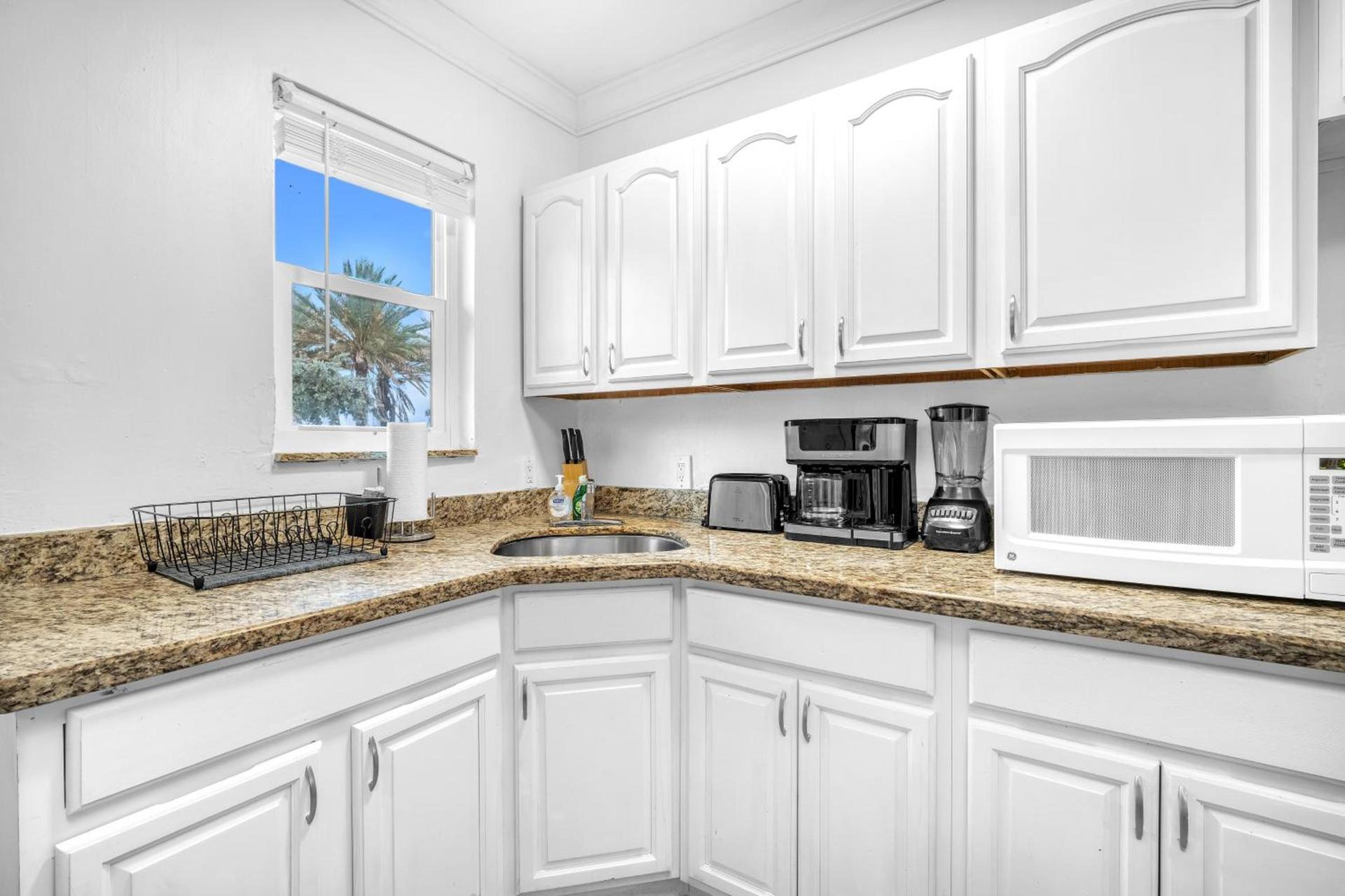 Laguna Blu Beach photo 39