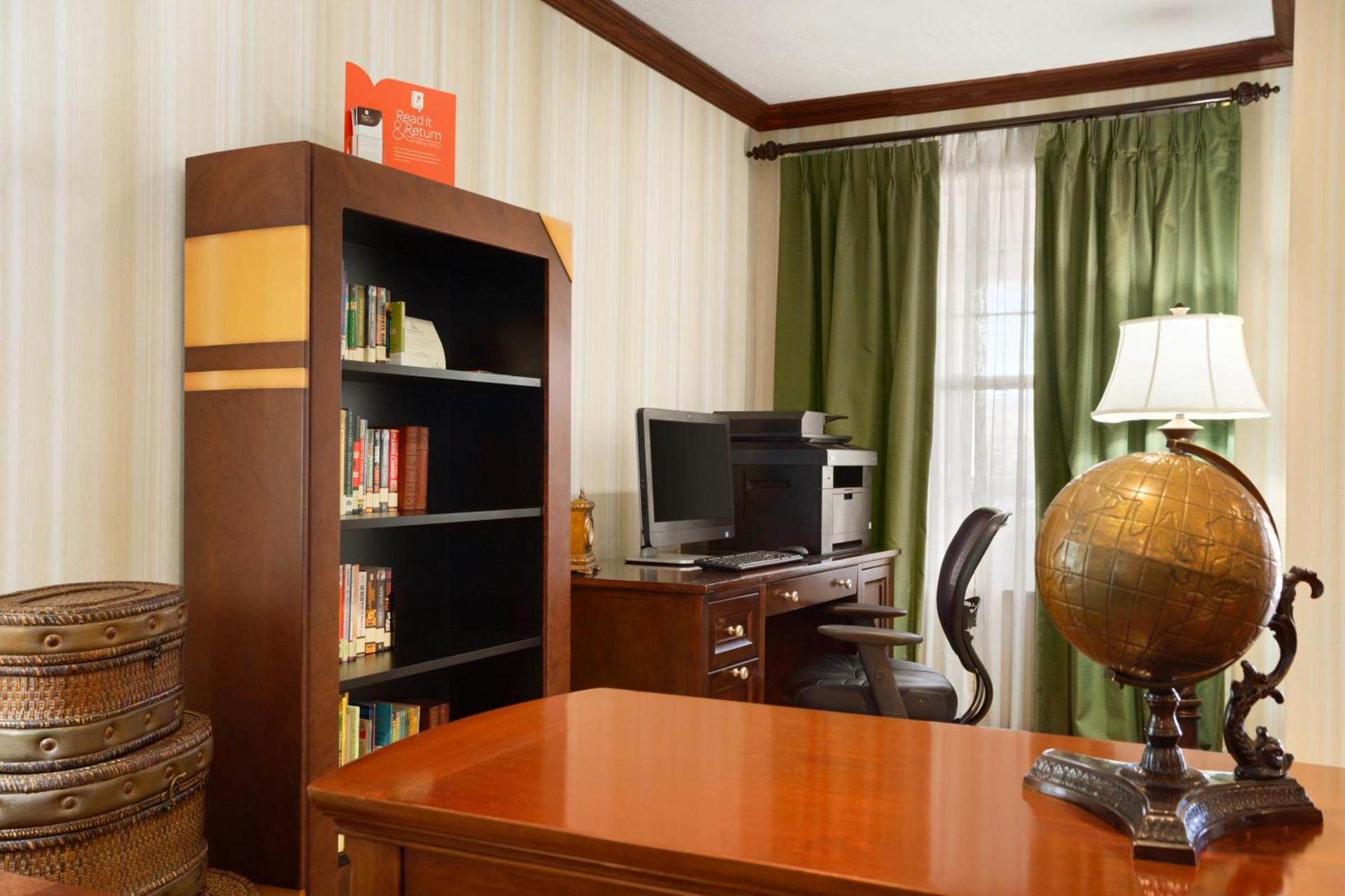 Country Inn & Suites by Radisson, Lexington, KY photo 33