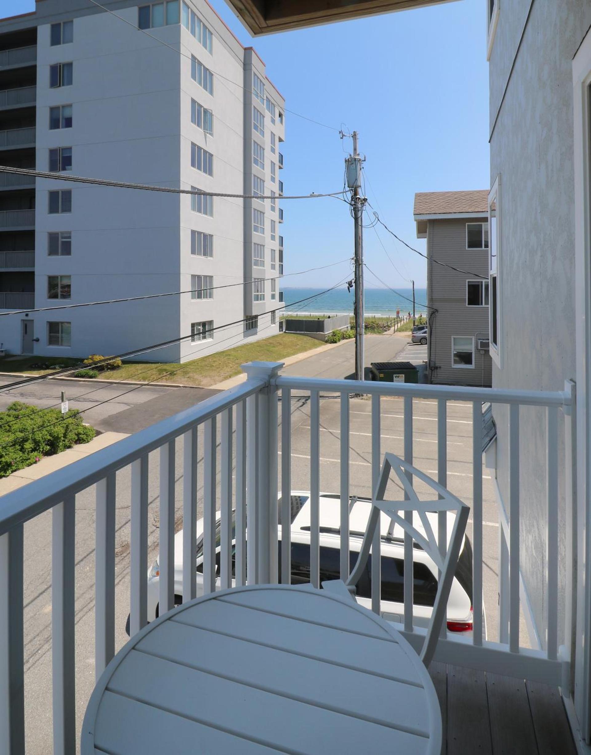 Atlantic Ocean Suites photo 70