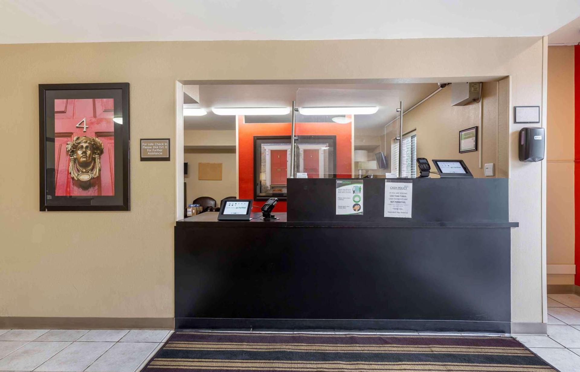 Suburban Studios Copley Akron West photo 3