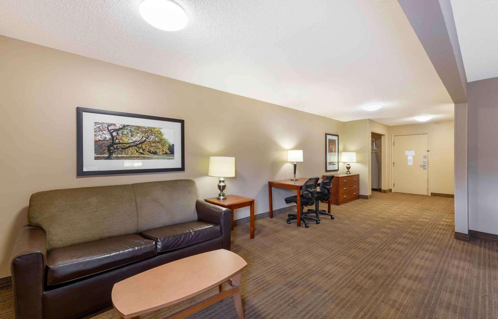 Suburban Studios Copley Akron West photo 22