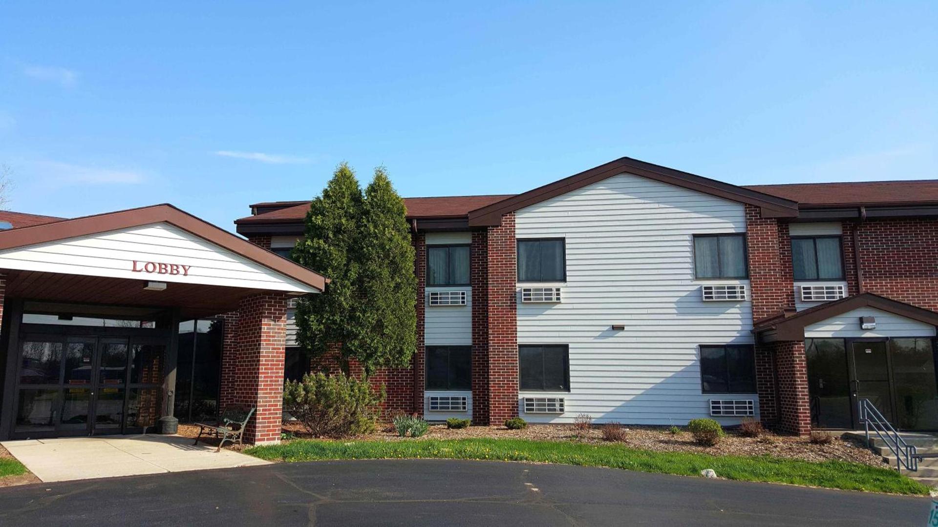 Motel 6-Saukville, WI photo 40