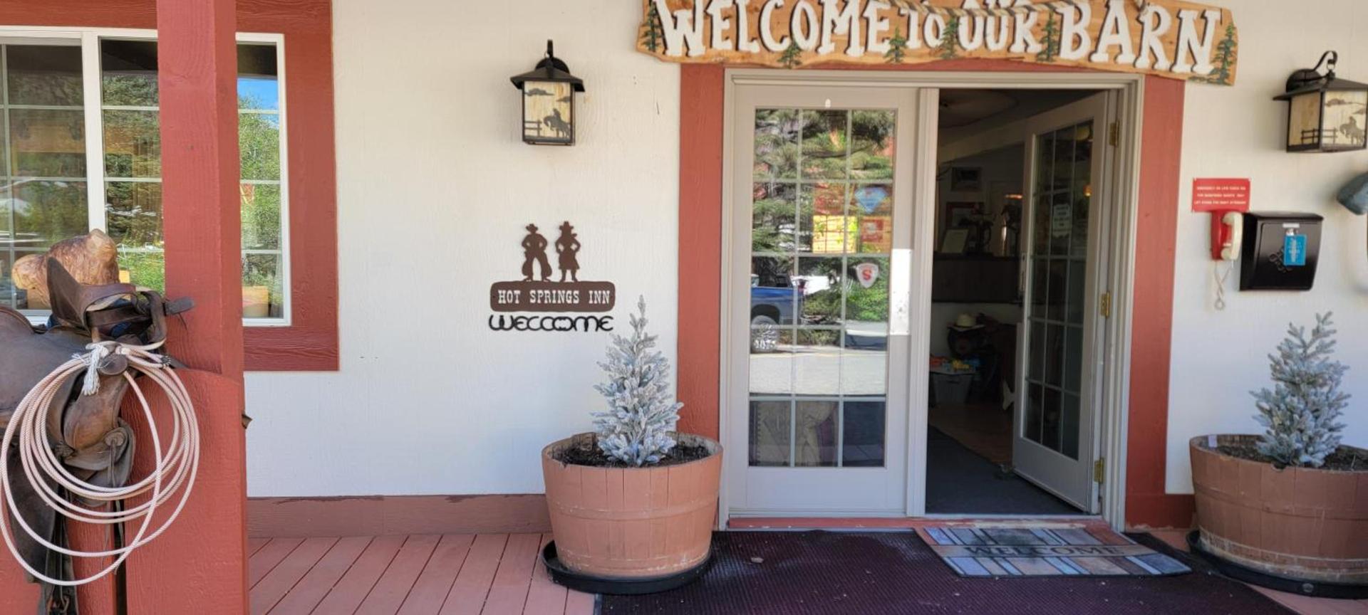 Hot Springs Inn photo 19