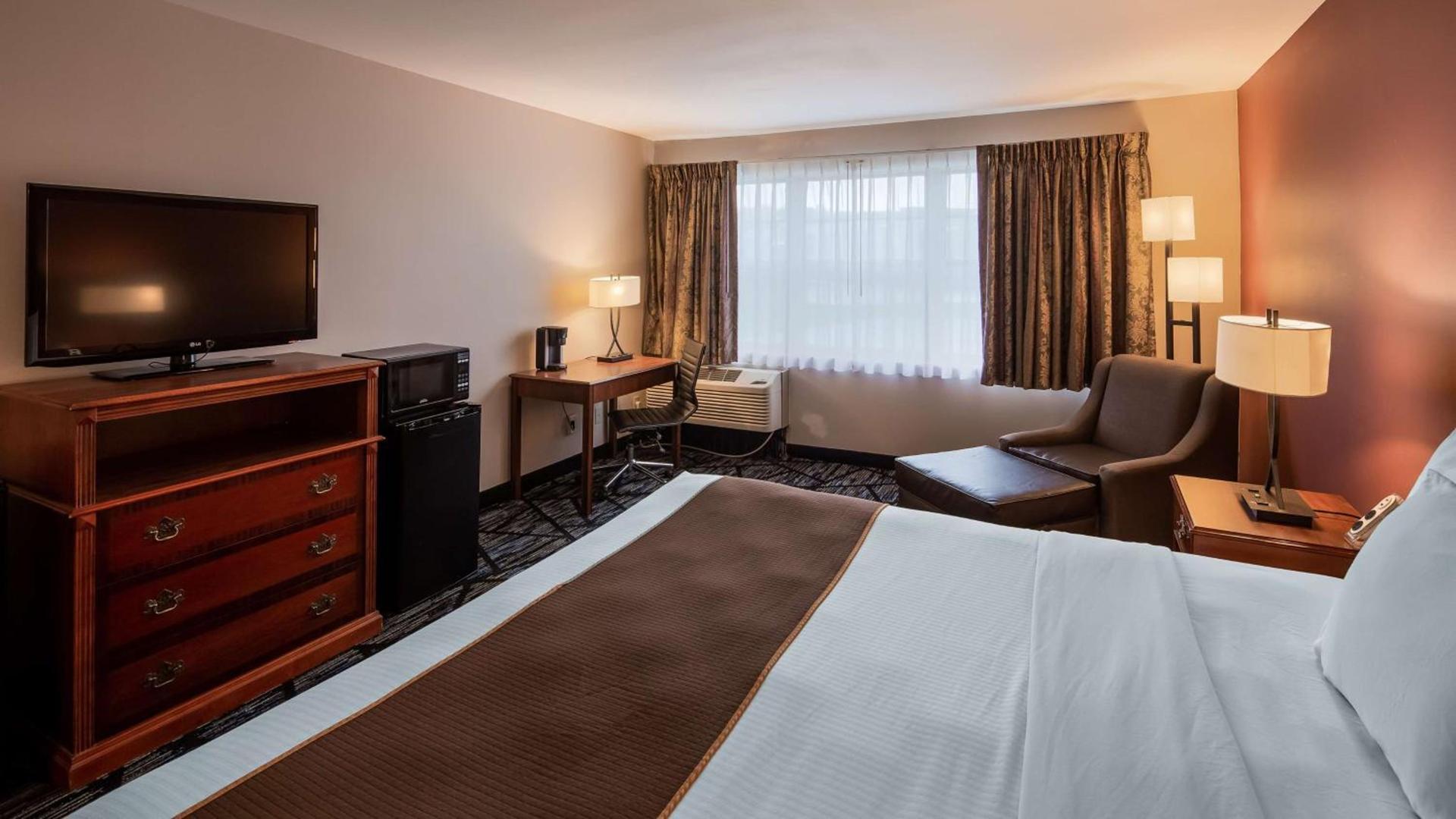 SureStay Plus Hotel by Best Western Auburn photo 19