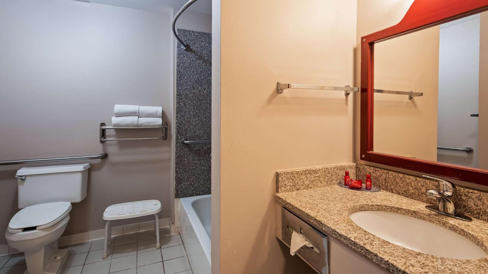 SureStay Plus Hotel by Best Western Auburn photo 25