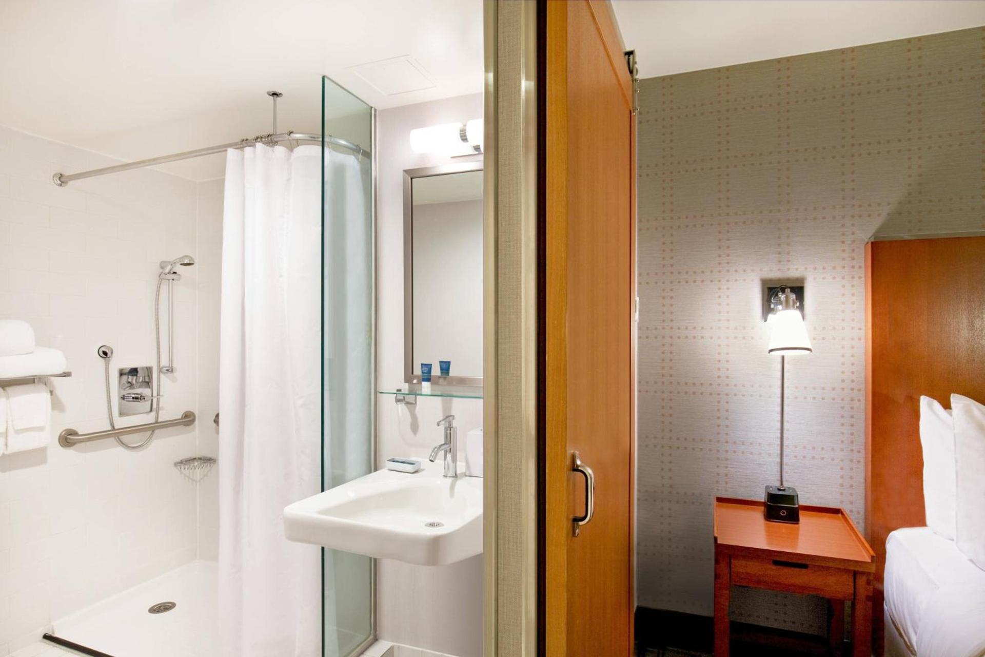 Four Points by Sheraton Midtown - Times Square photo 13