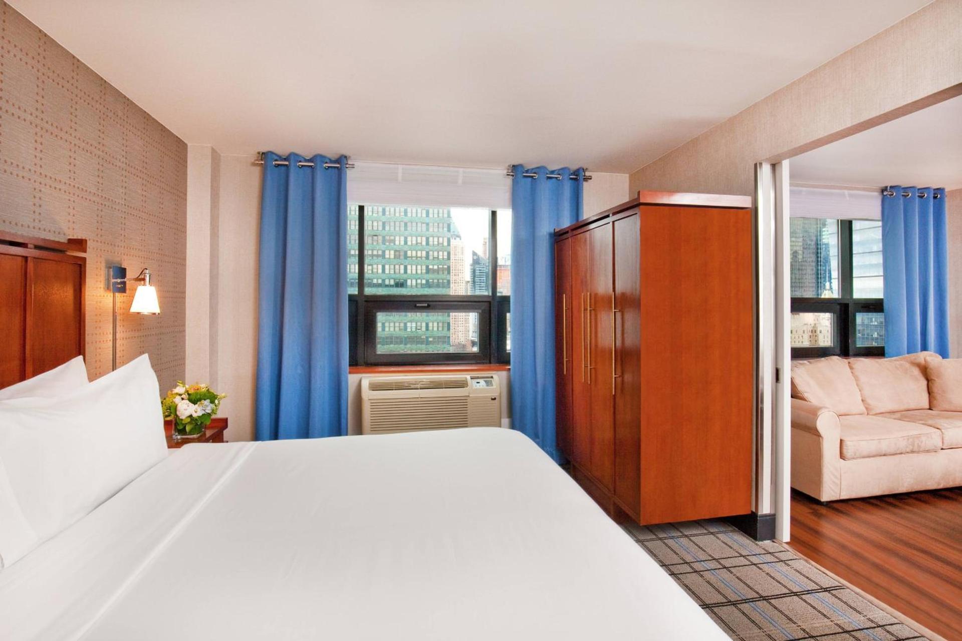 Four Points by Sheraton Midtown - Times Square photo 15