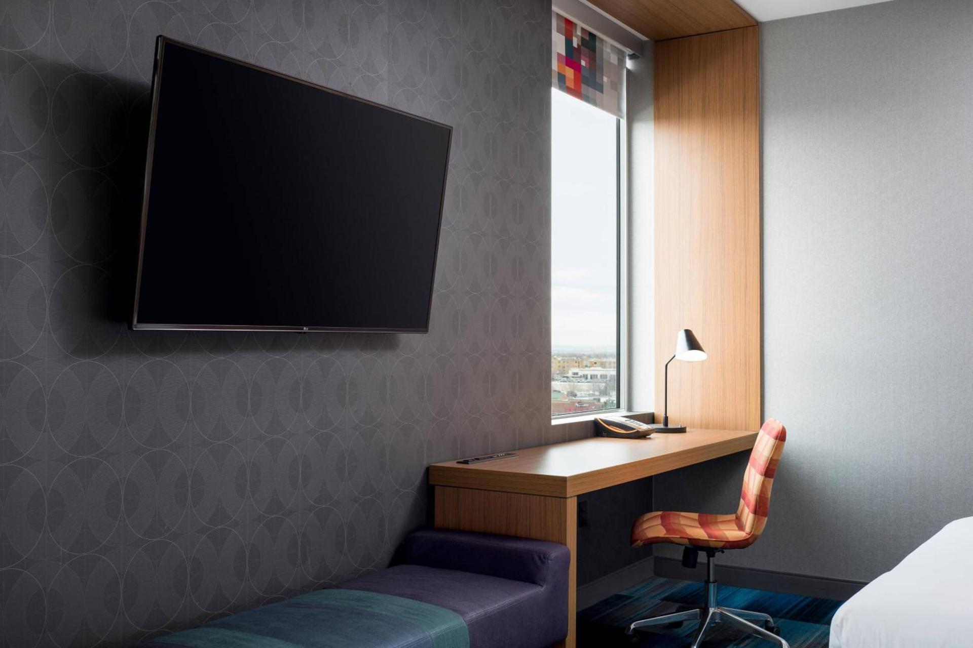 Aloft by Marriott Denver Airport at Gateway Park photo 9