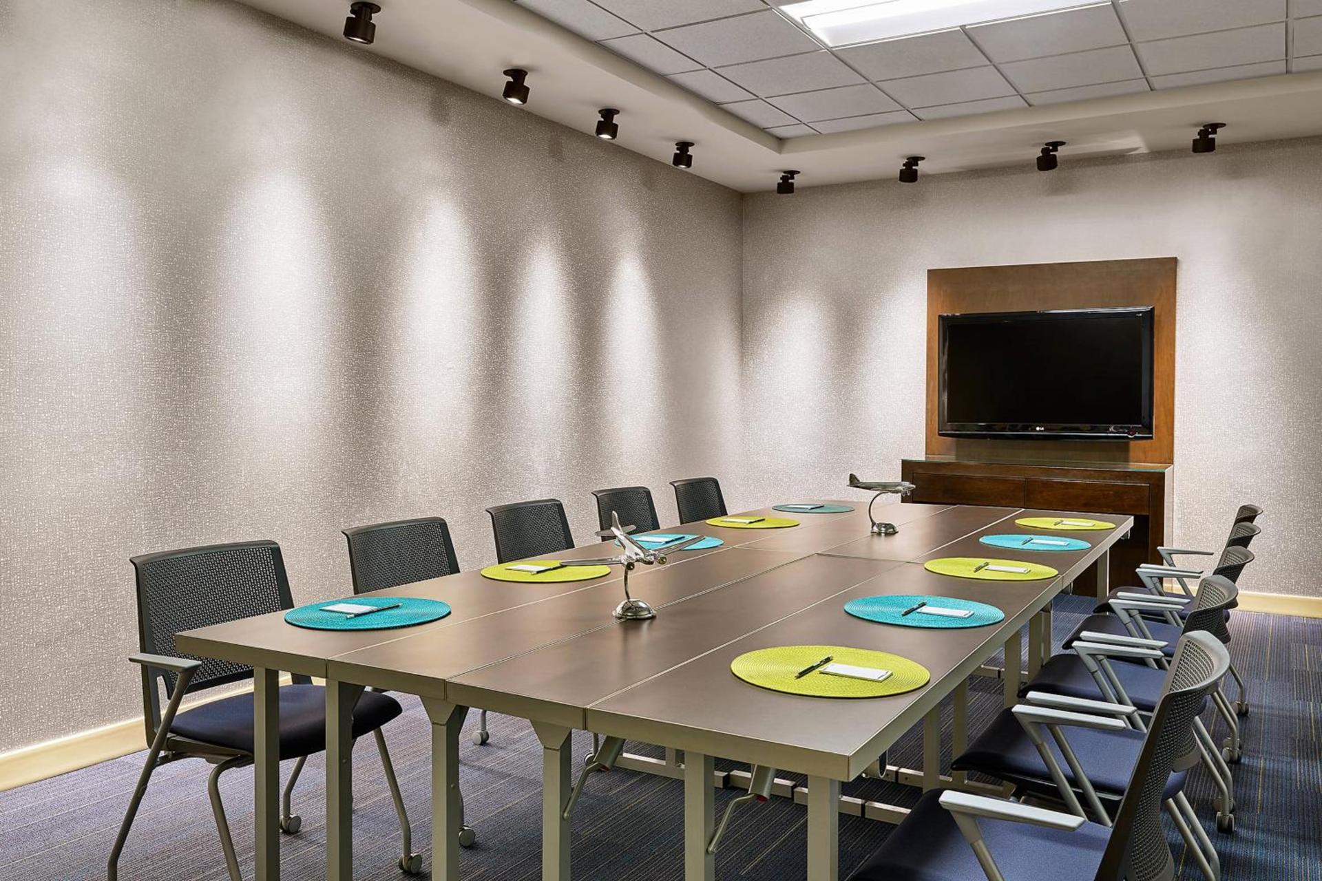 Aloft by Marriott Denver Airport at Gateway Park photo 15