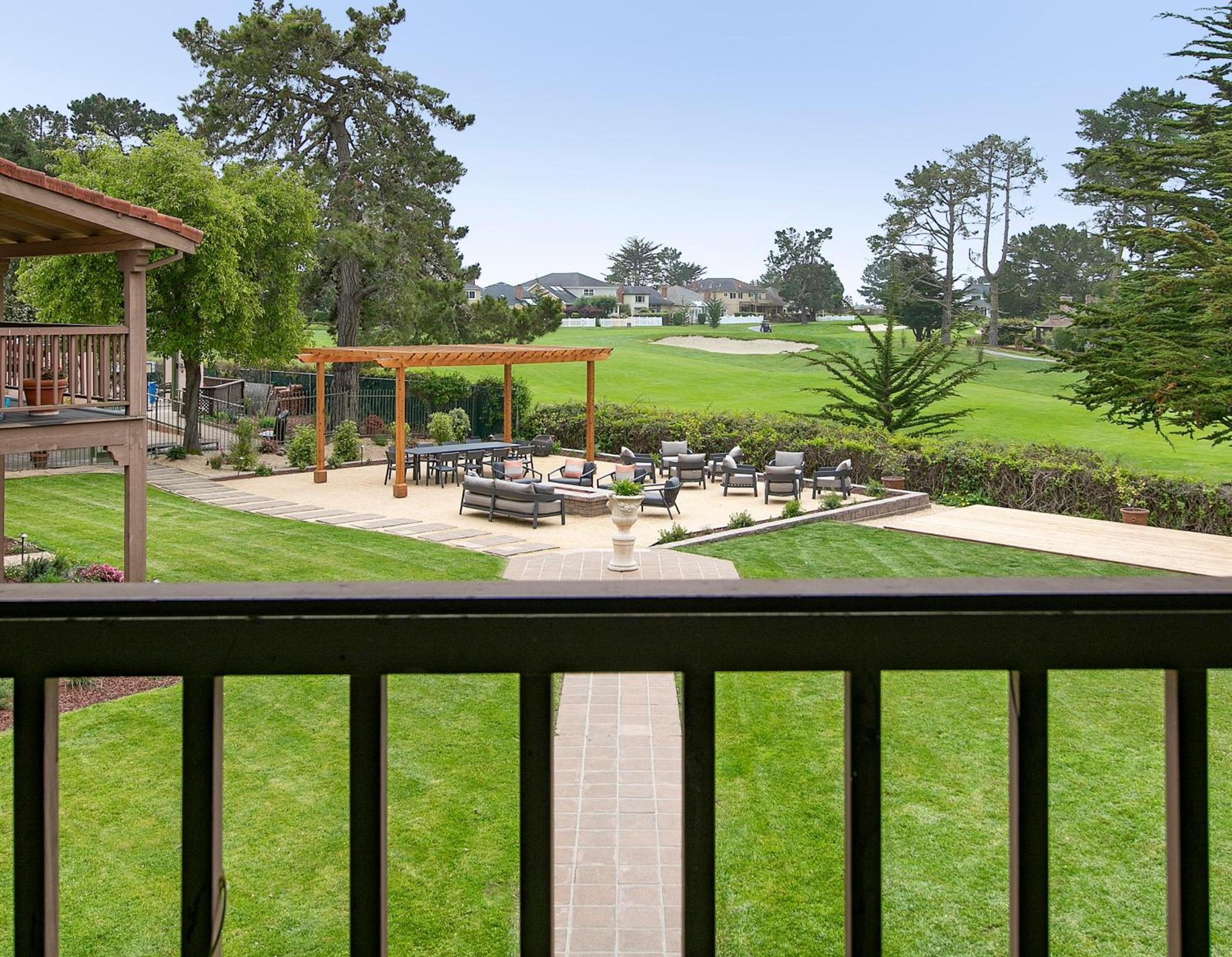 Half Moon Bay Lodge photo 8