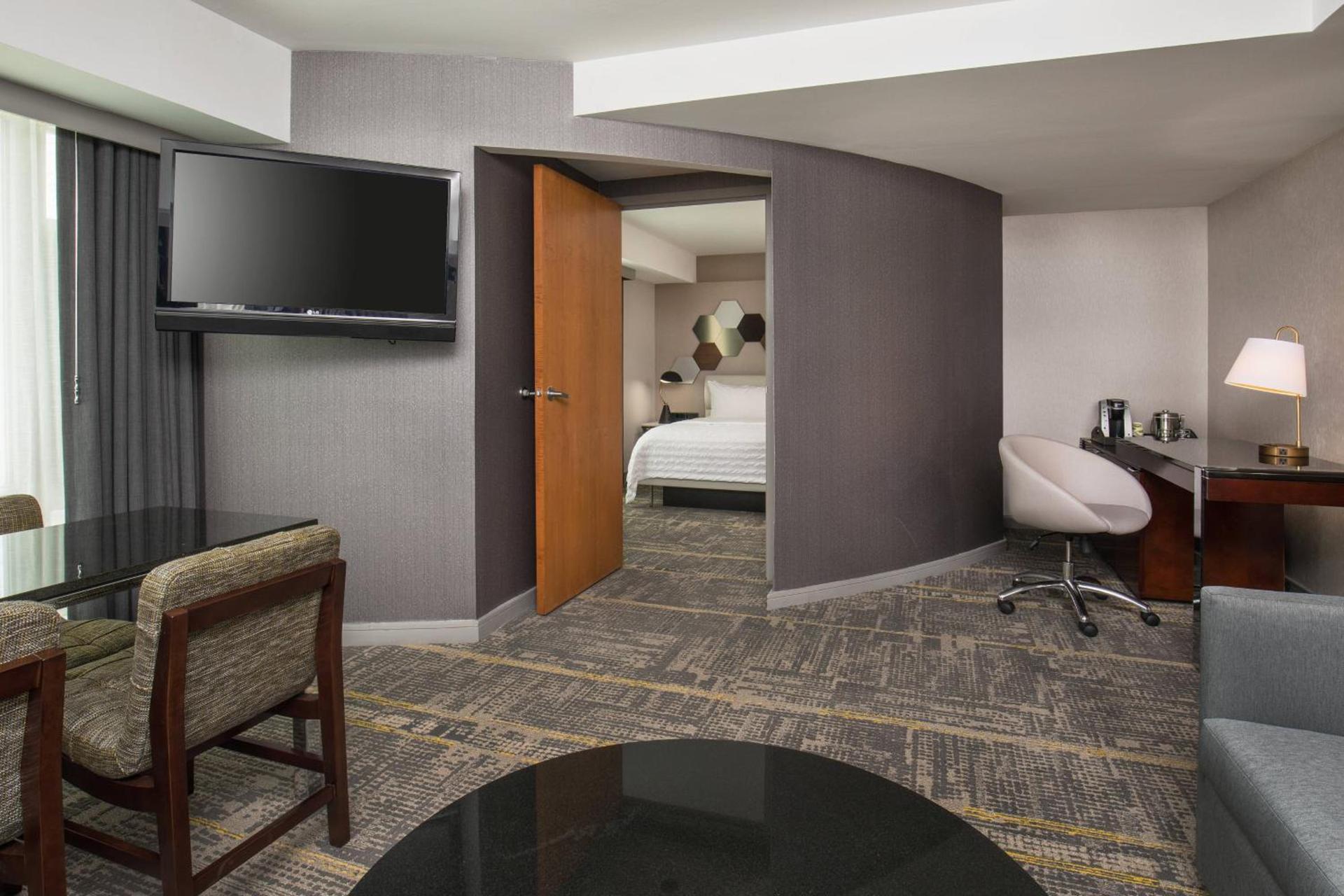Le Meridien Boston Cambridge photo 15