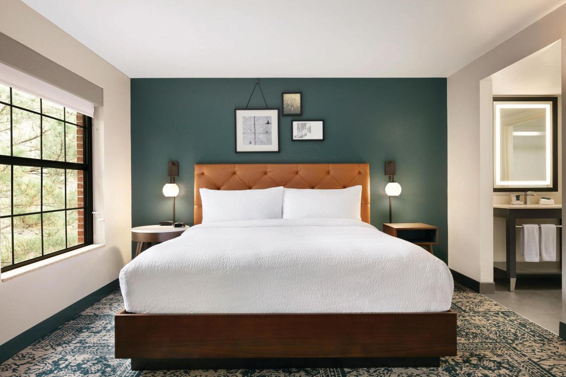 Four Points by Sheraton Raleigh Arena photo 6