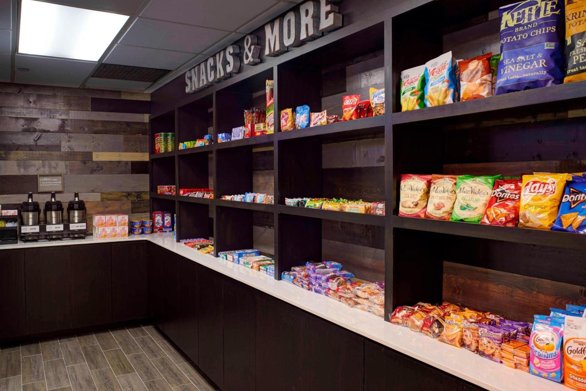 Four Points by Sheraton Detroit Novi photo 2