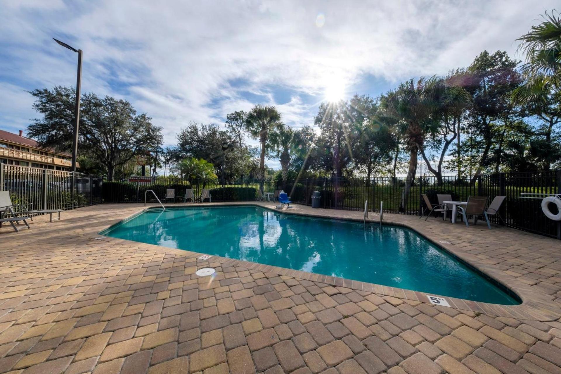 Red Roof Inn Tampa - Brandon photo 35