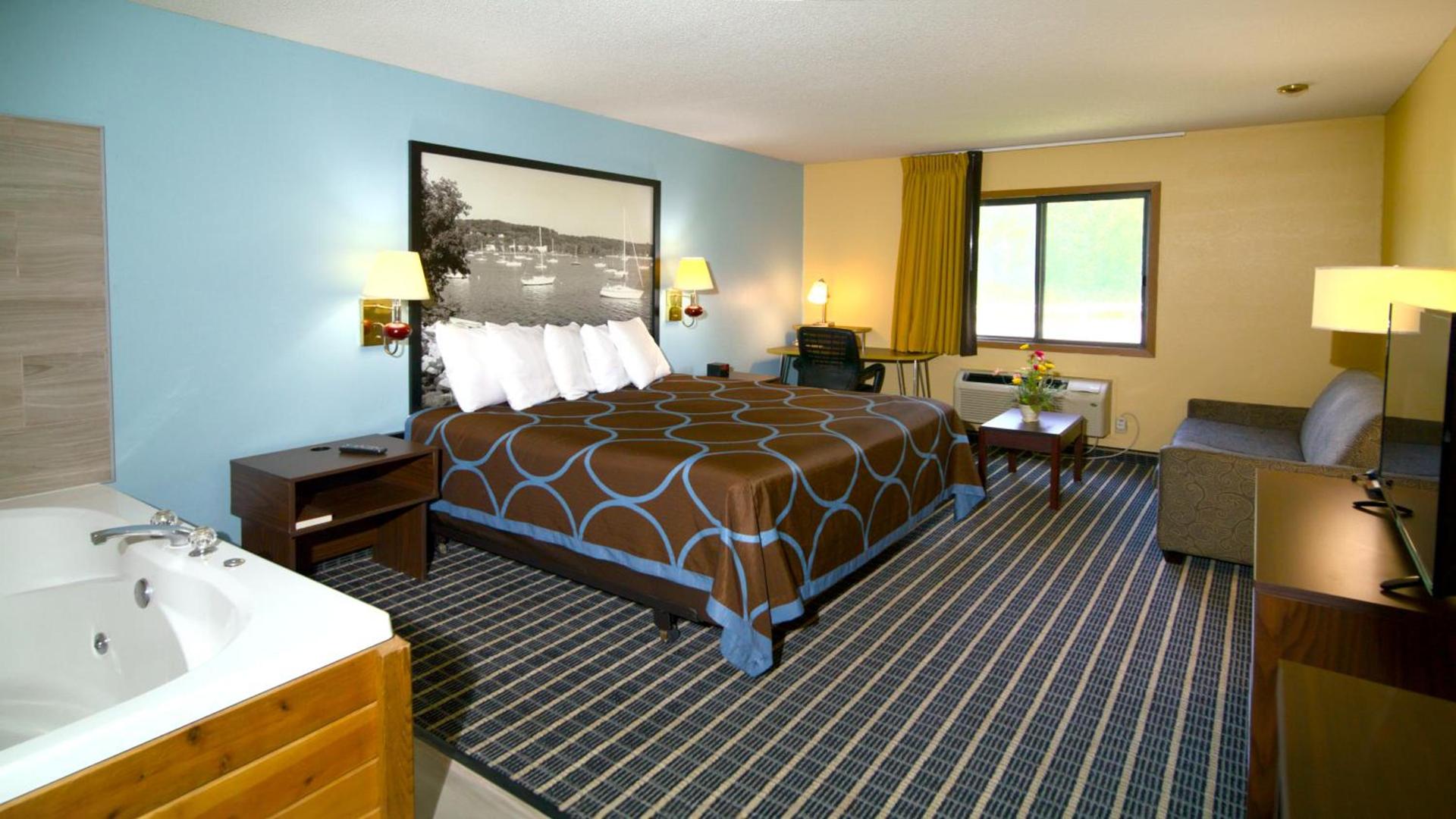 Super 8 by Wyndham Red Wing photo 19