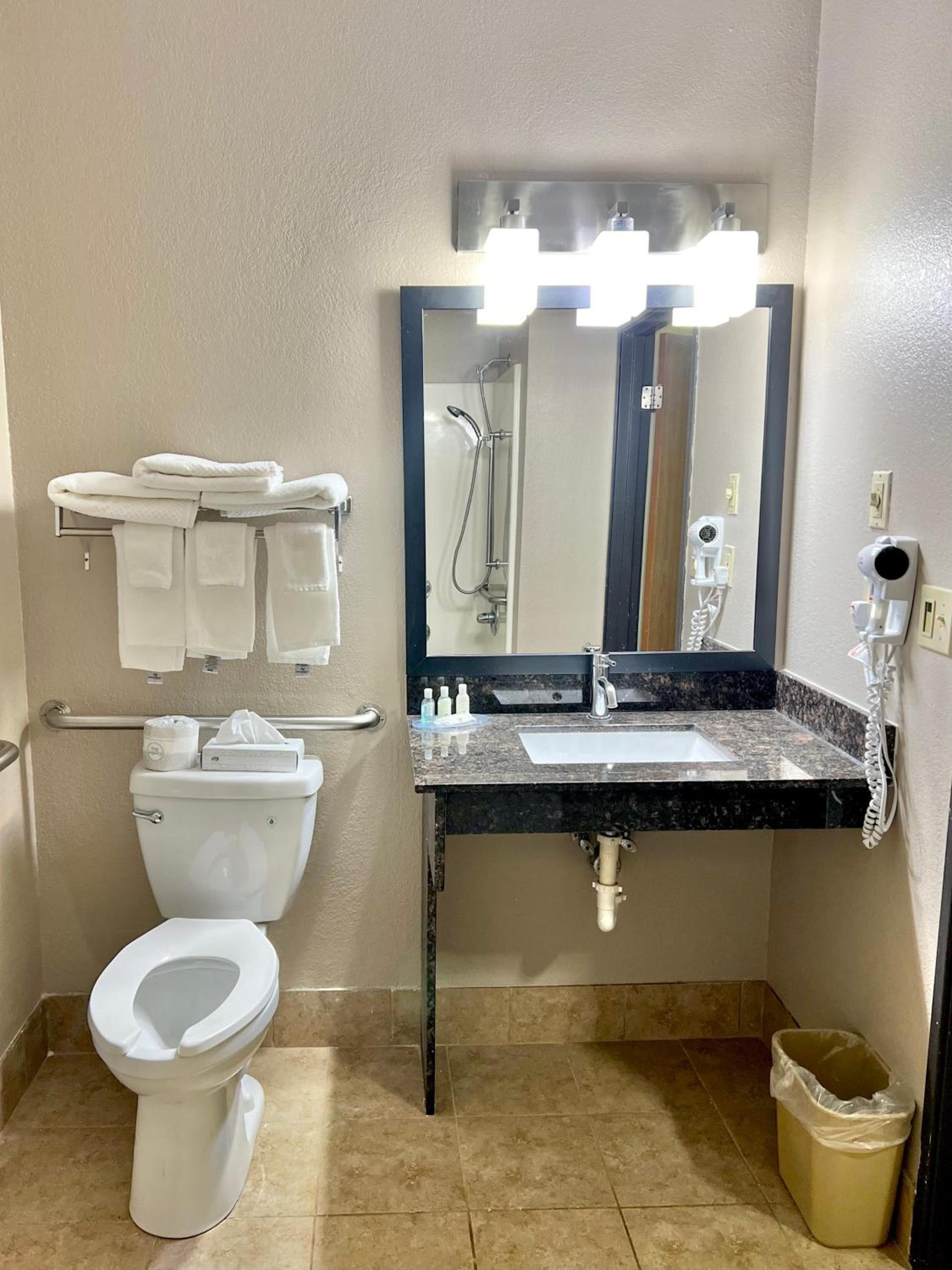 Comfort Inn & Suites Wisconsin Dells photo 69
