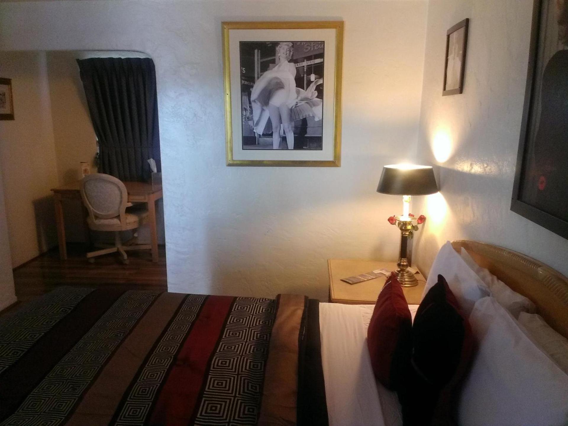 El Trovatore Motel photo 10