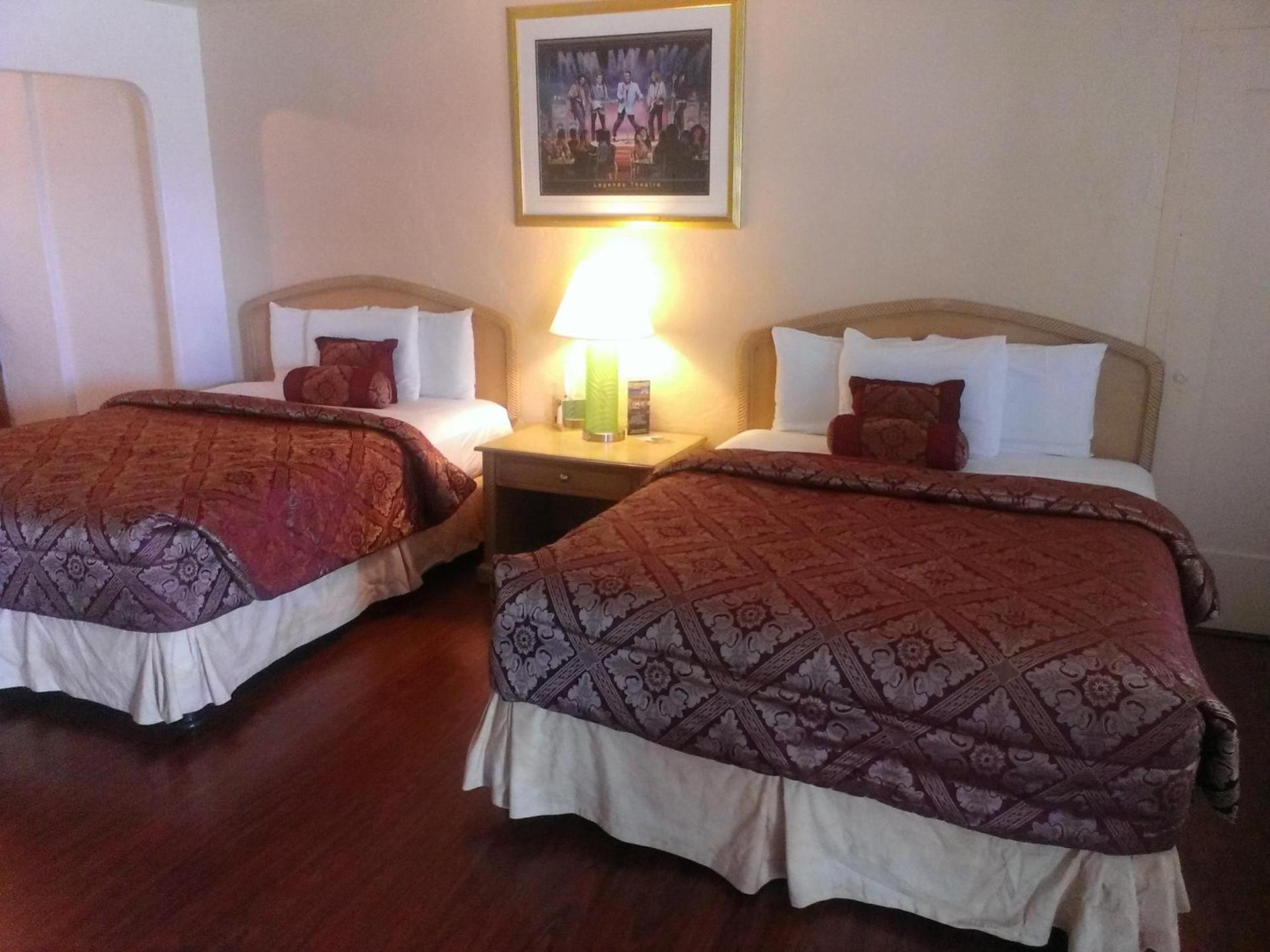 El Trovatore Motel photo 7