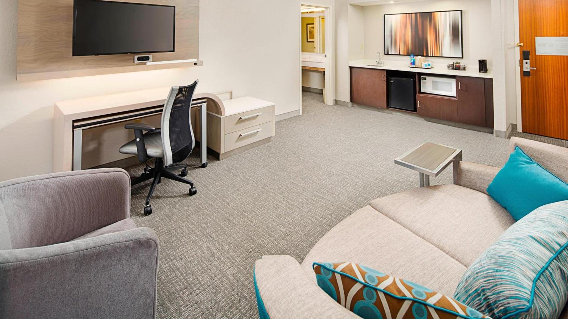 Courtyard by Marriott West Palm Beach Airport photo 22