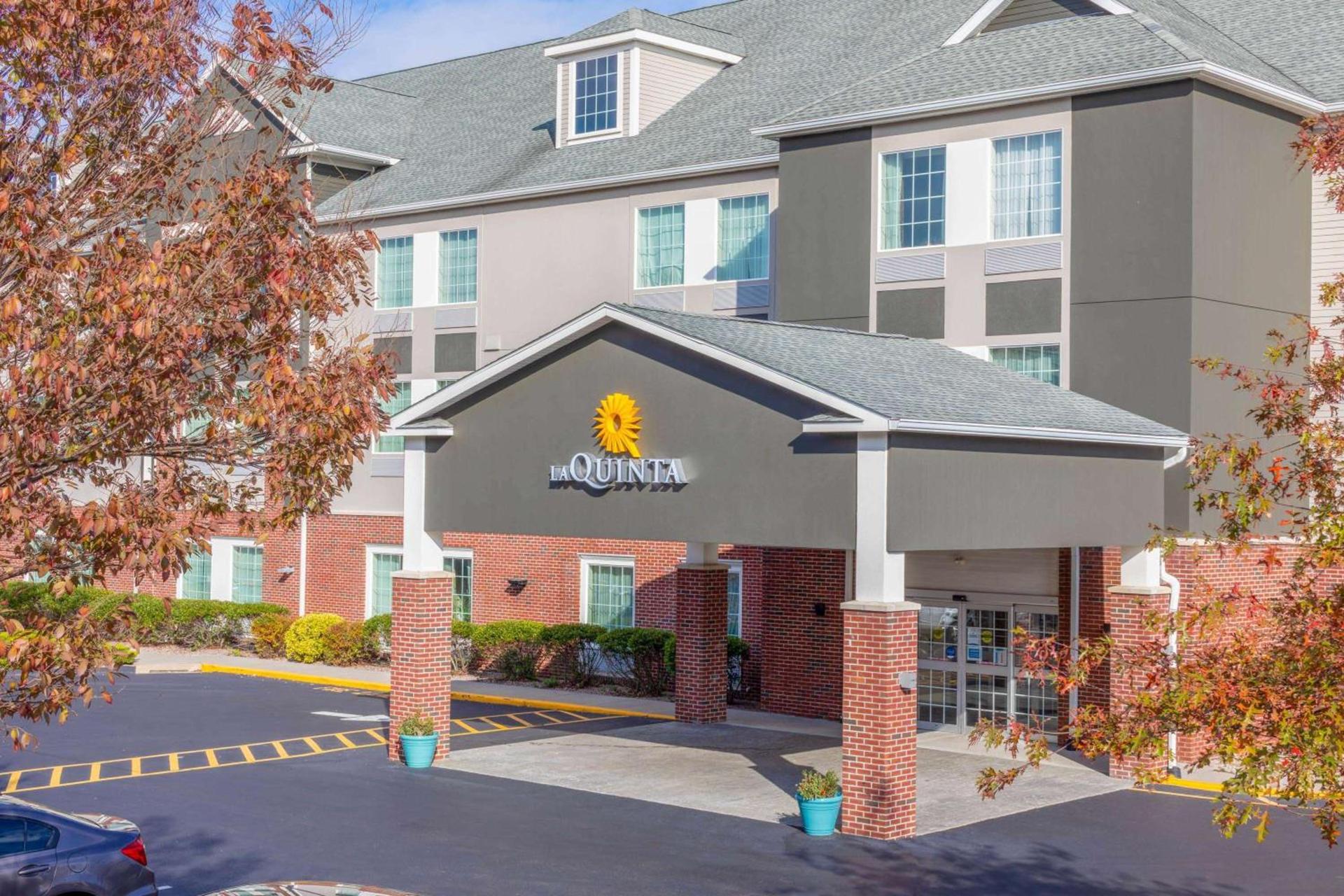 La Quinta by Wyndham Stonington-Mystic Area photo 1