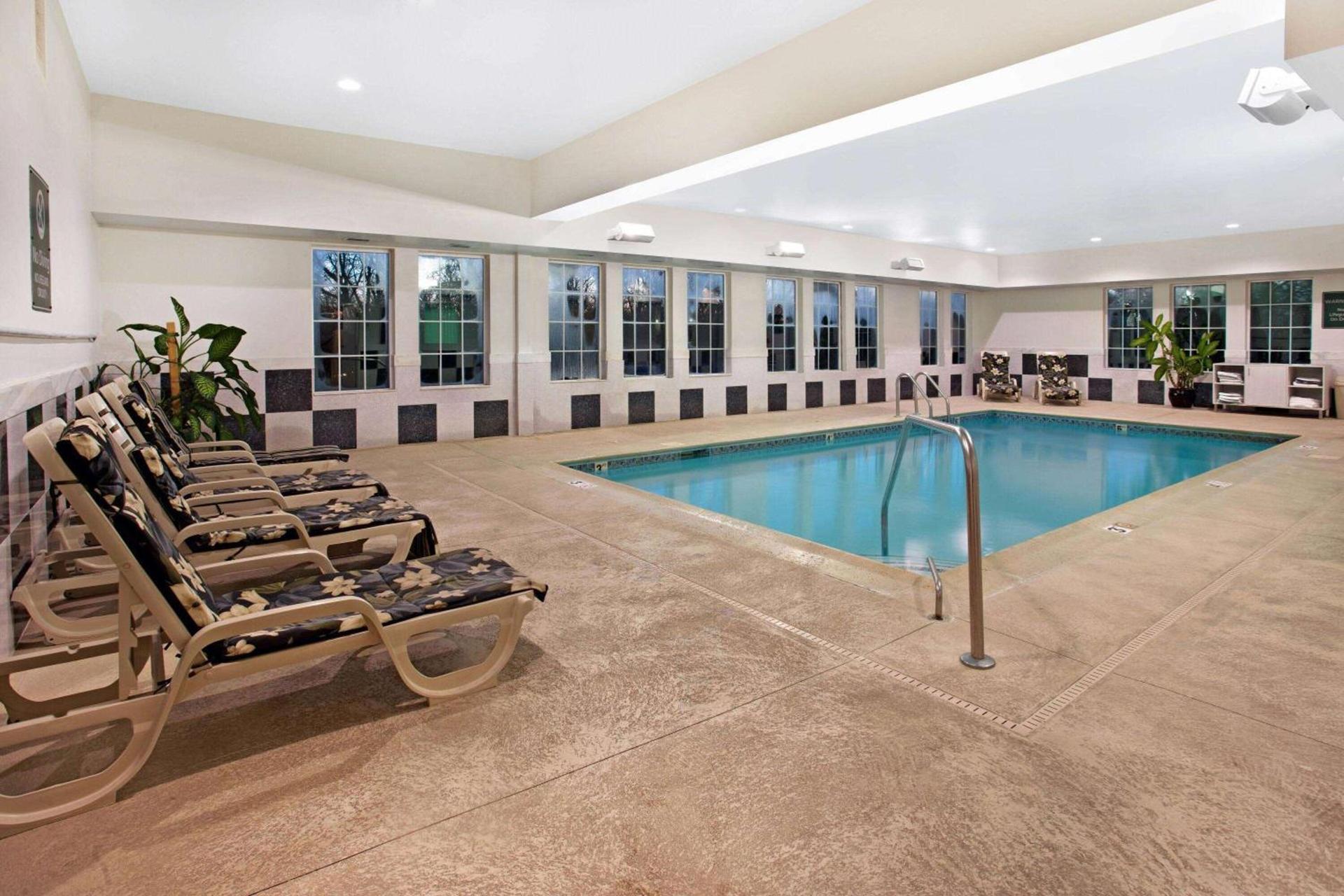 La Quinta by Wyndham Stonington-Mystic Area photo 9