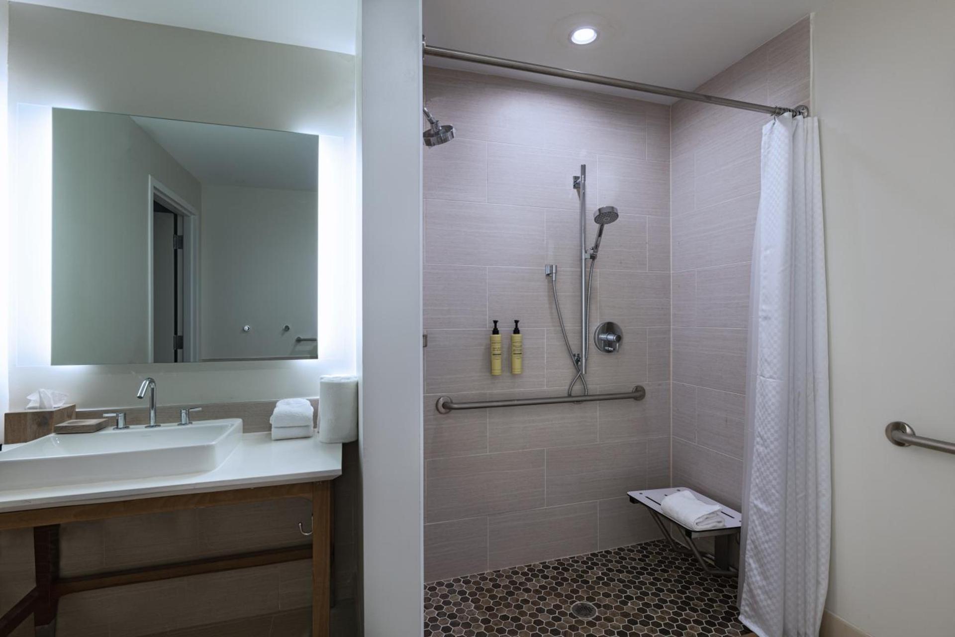 Element by Marriott Dallas Las Colinas photo 7