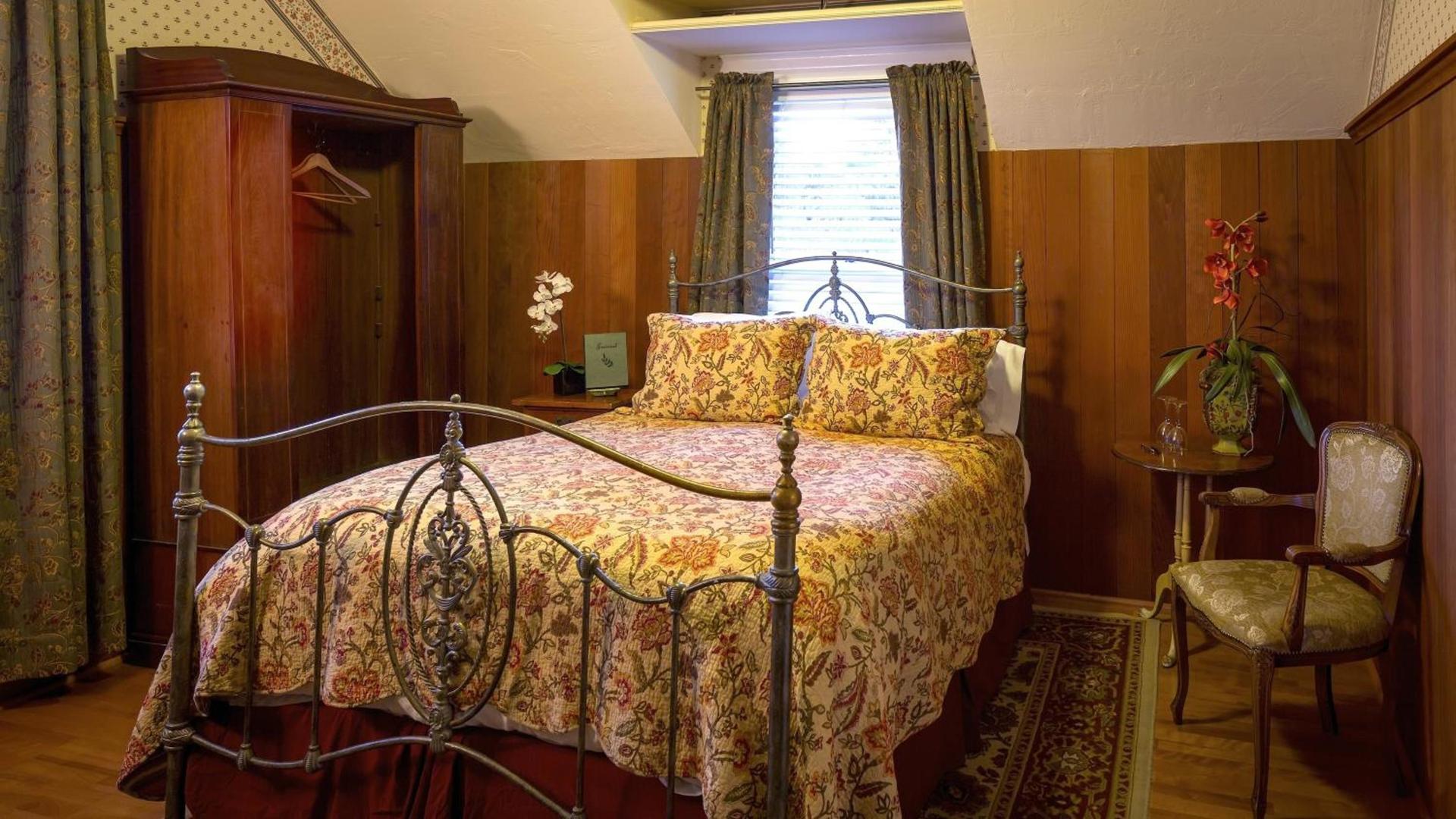 Cabernet House, an Old World Inn photo 33