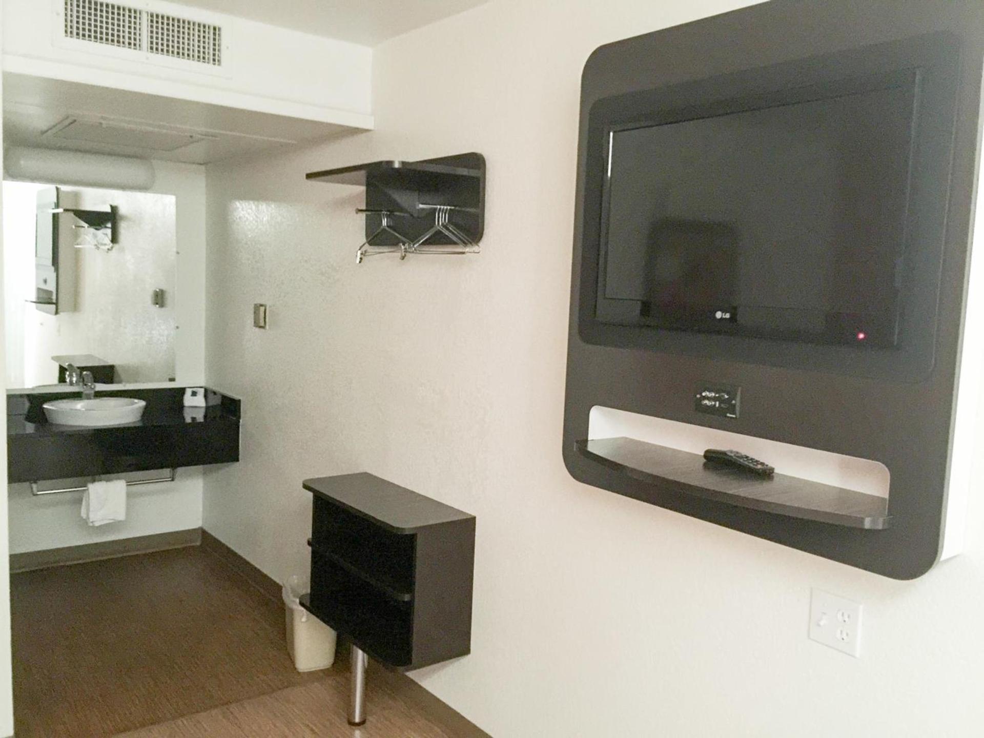 Motel 6-Ardmore, OK photo 54