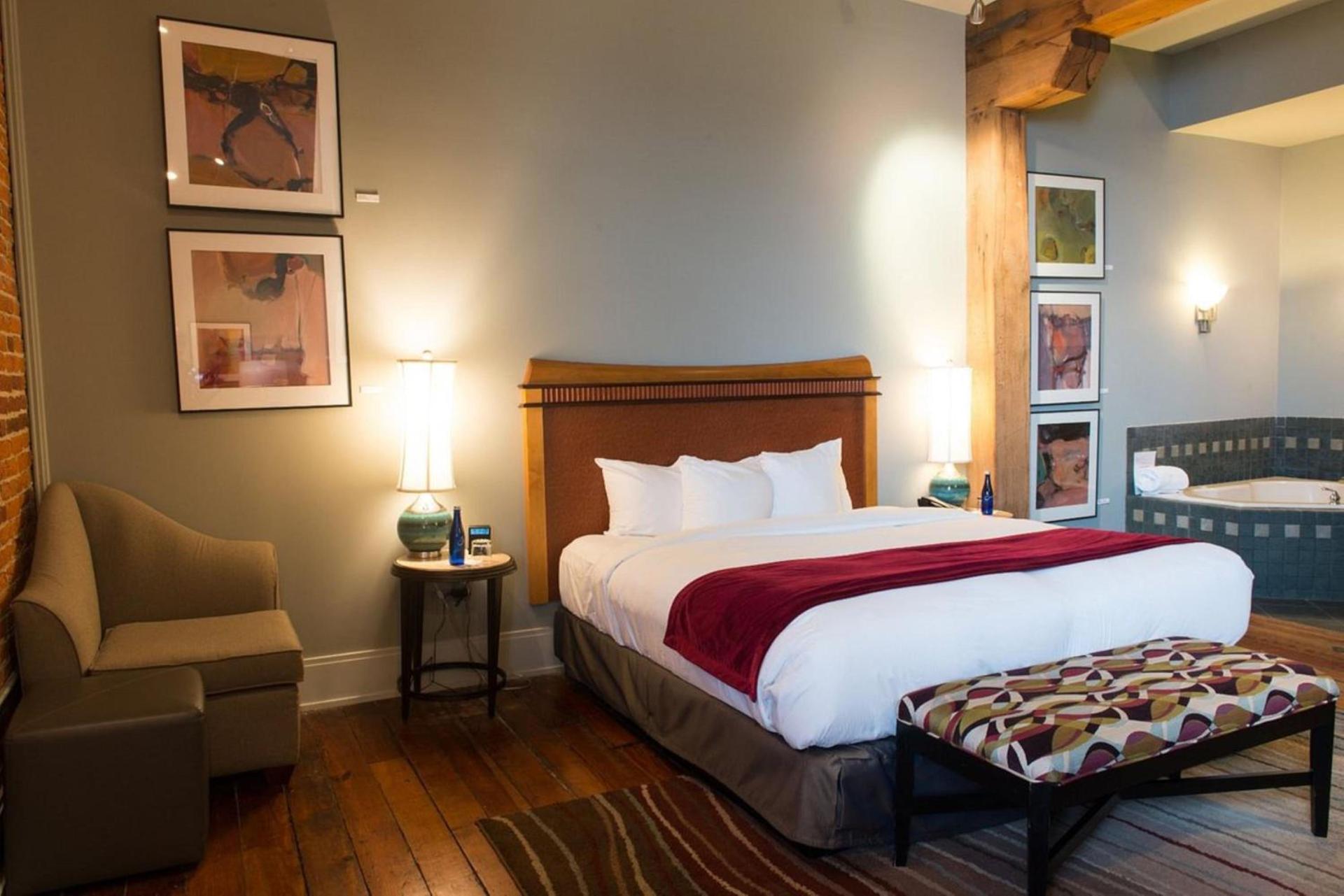 Lancaster Arts Hotel photo 13