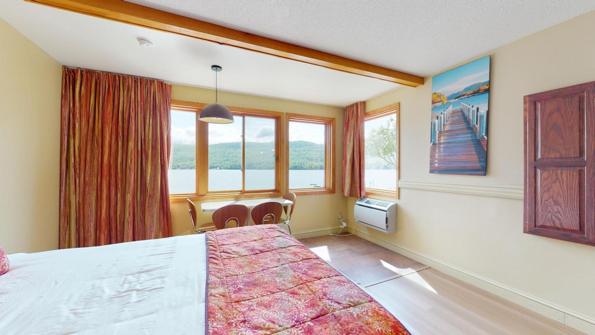 Surfside On The Lake photo 73