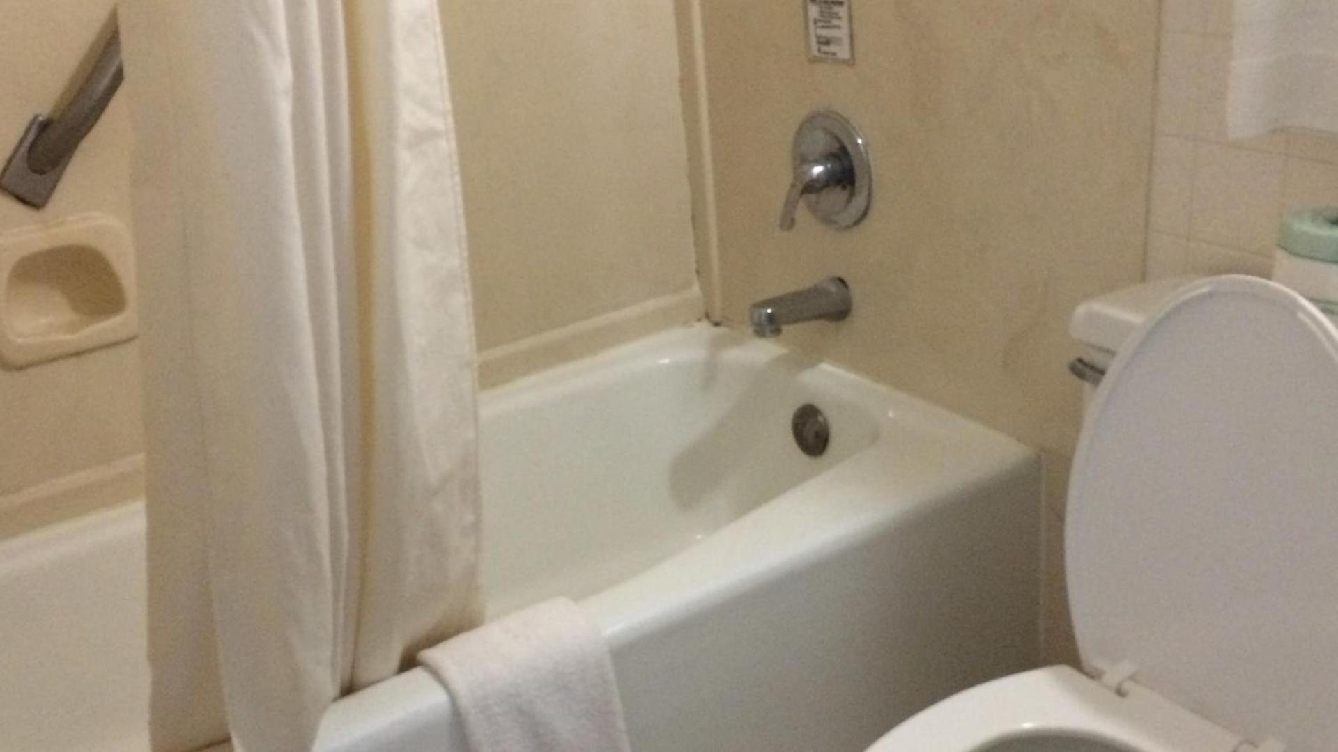 Motel 6-Tifton, GA photo 11