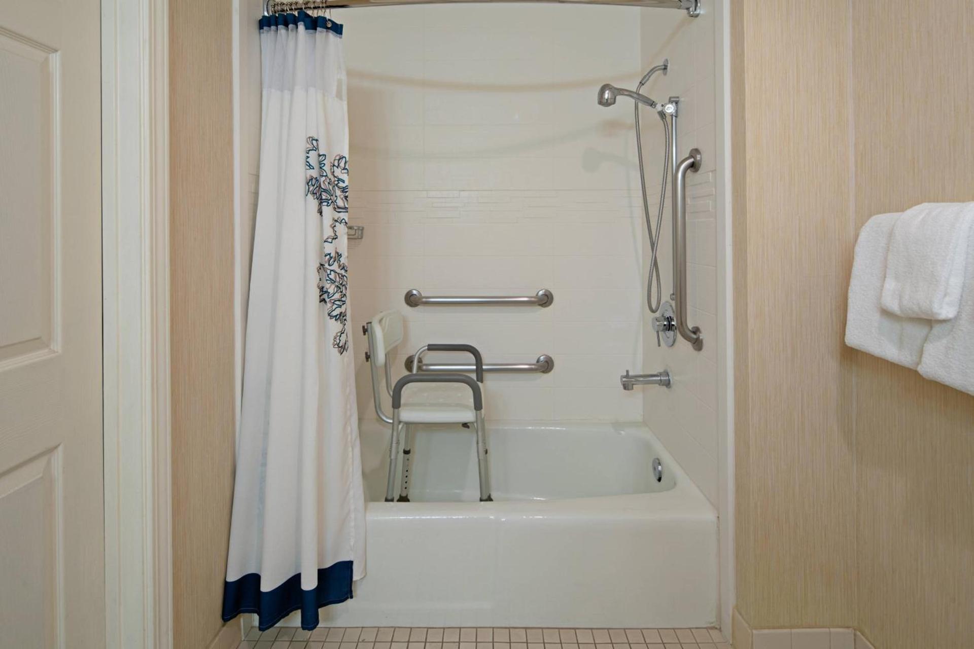 Staybridge Suites Oxnard - River Ridge by IHG photo 11