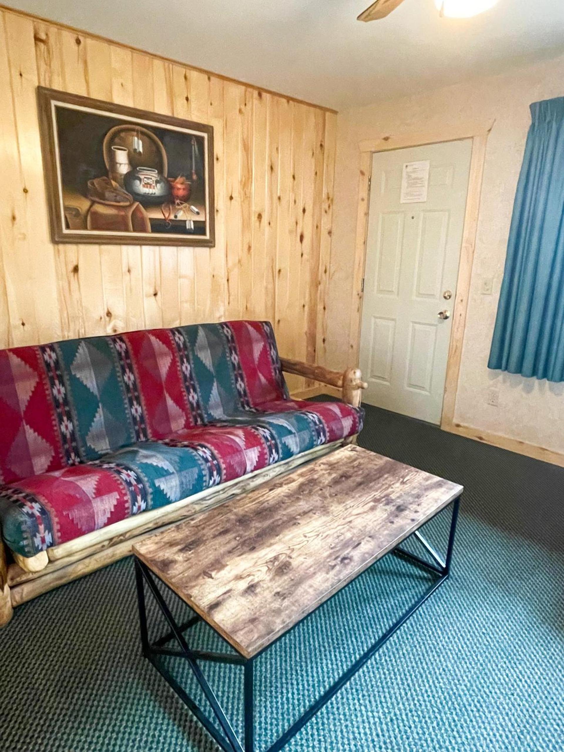 Spirit Lake Lodge photo 6