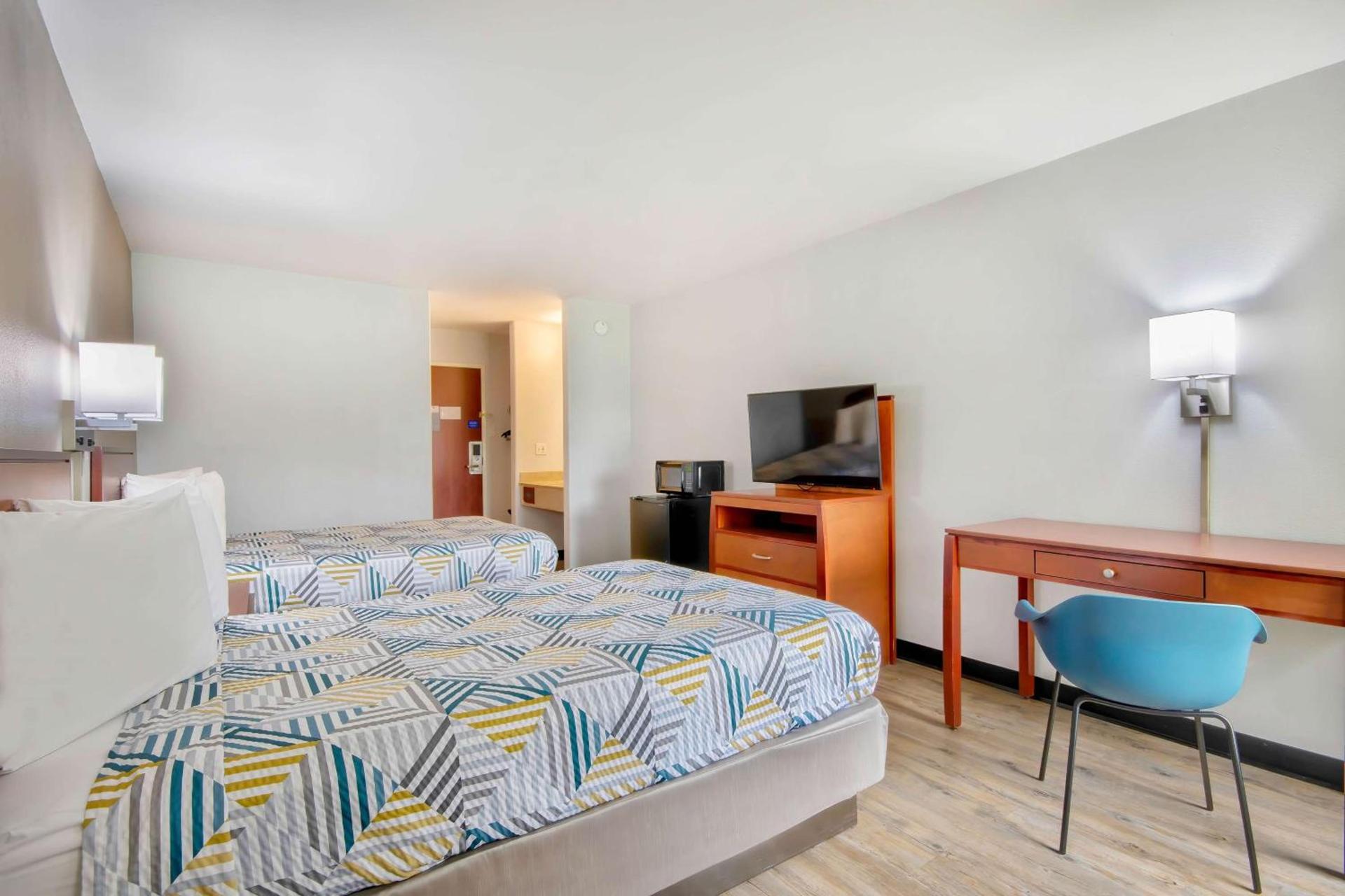 Motel 6-Abbeville, LA photo 12
